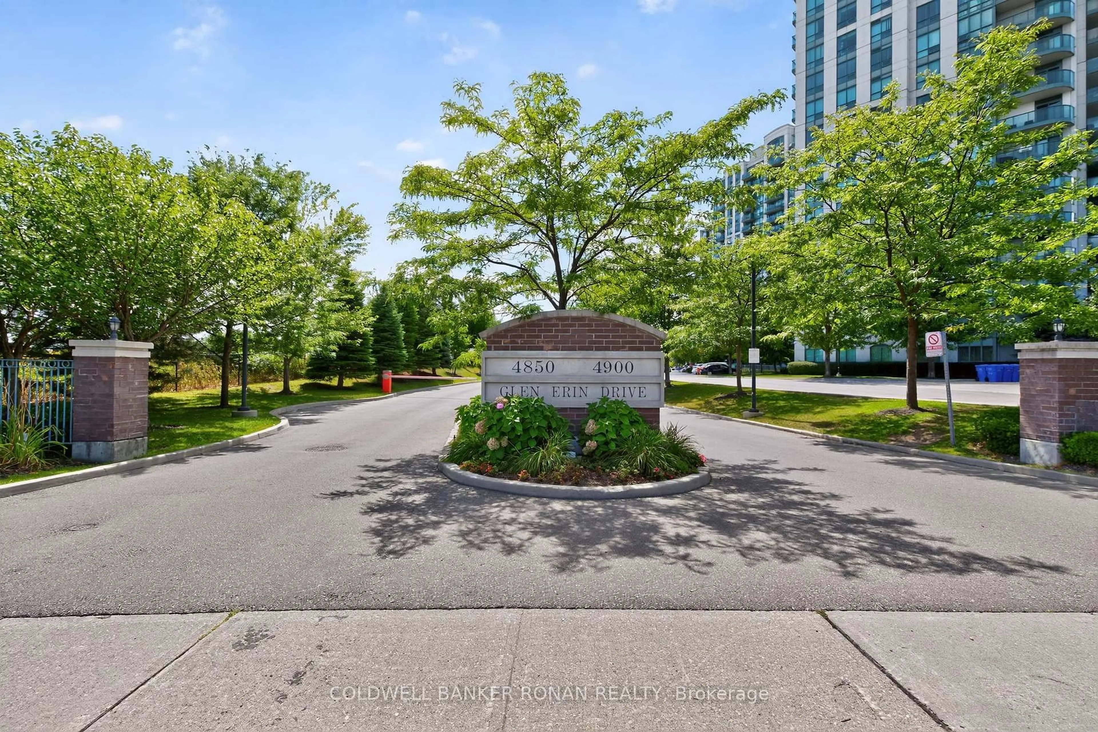 Unknown for 4900 Glen Erin Dr #1010, Mississauga Ontario L5M 7S2