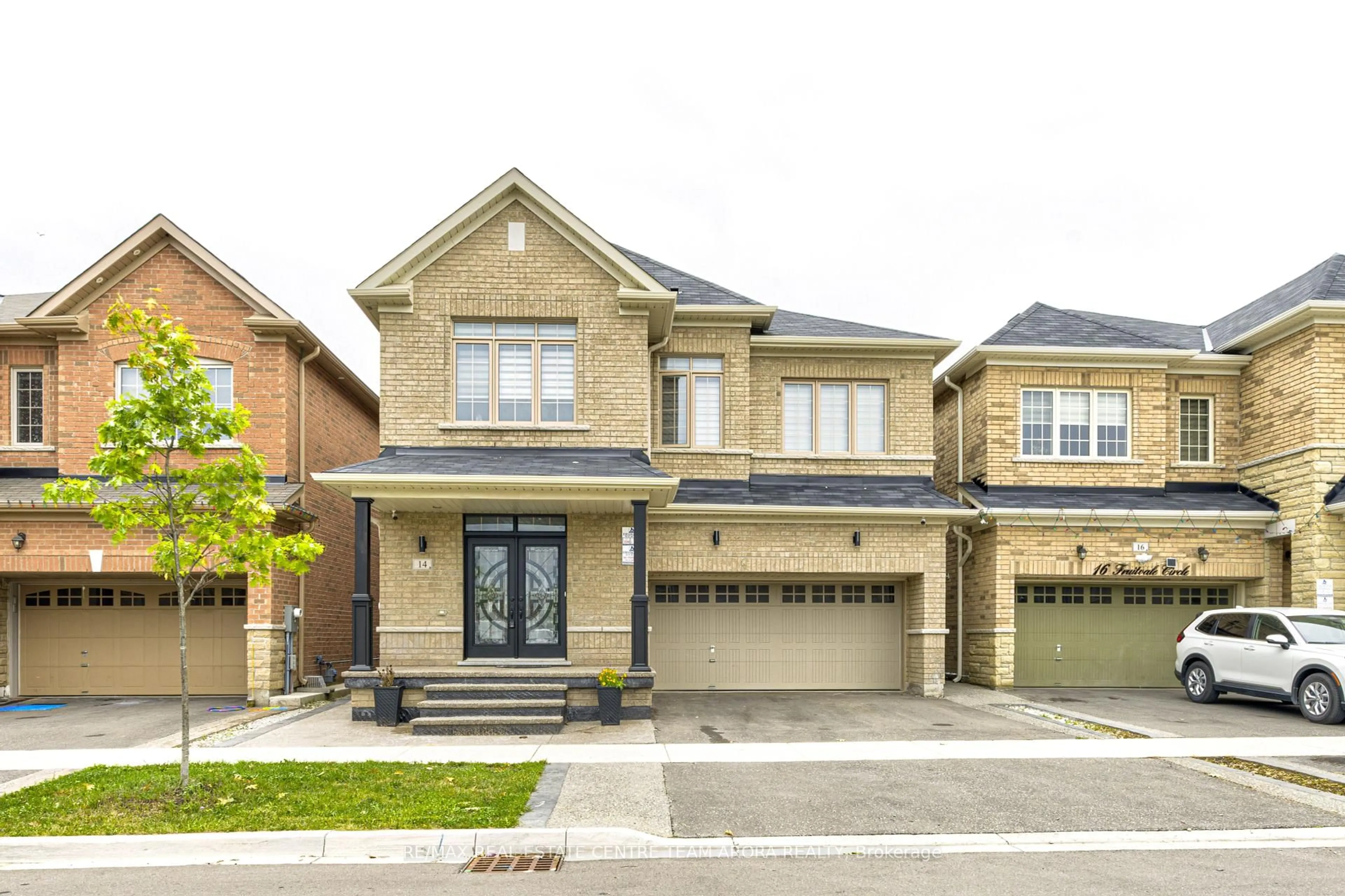 Home with brick exterior material, street for 14 Fruitvale Circ, Brampton Ontario L7A 5B8