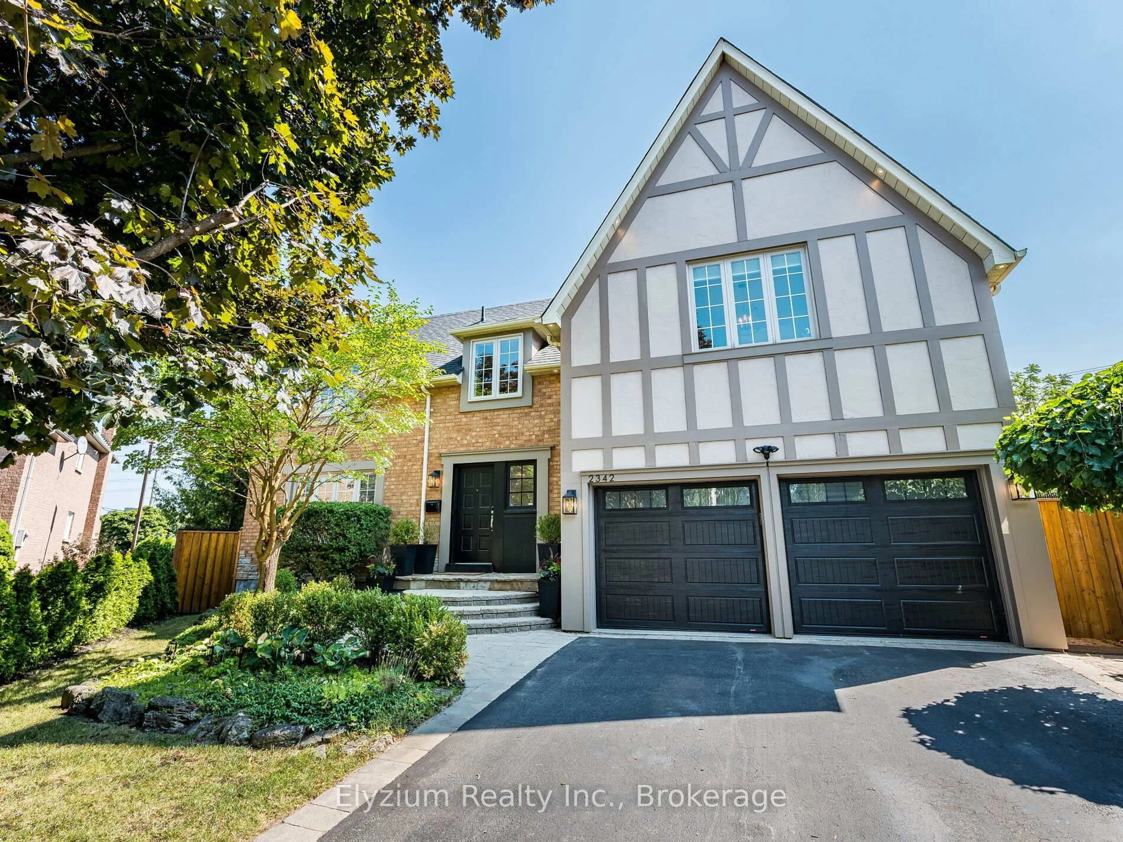 Unknown for 2342 Marisa Crt, Mississauga Ontario L5K 2P6