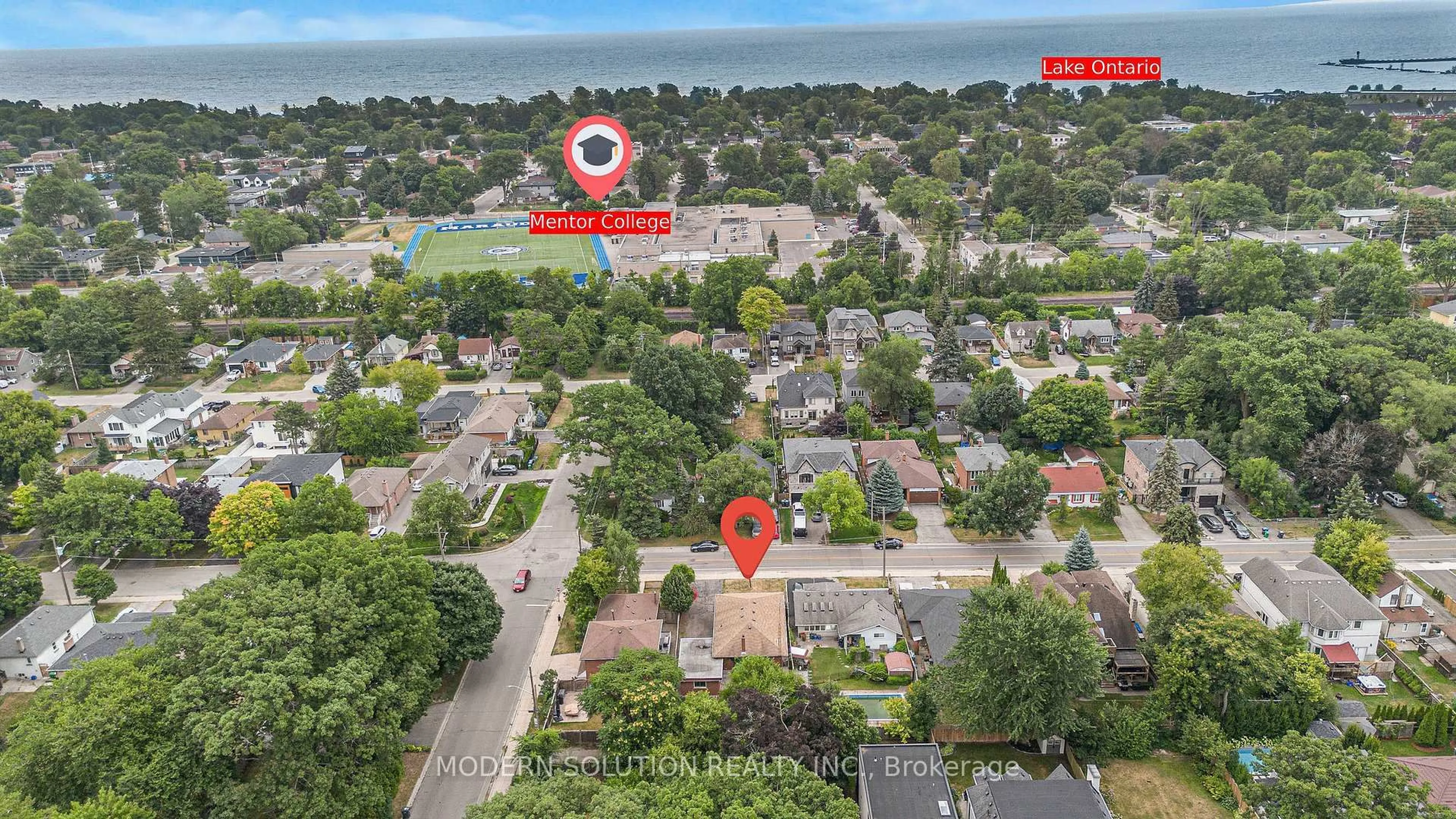 A pic from outside/outdoor area/front of a property/back of a property/a pic from drone, city buildings view from balcony for 177 Eaglewood Blvd, Mississauga Ontario L5G 1V8