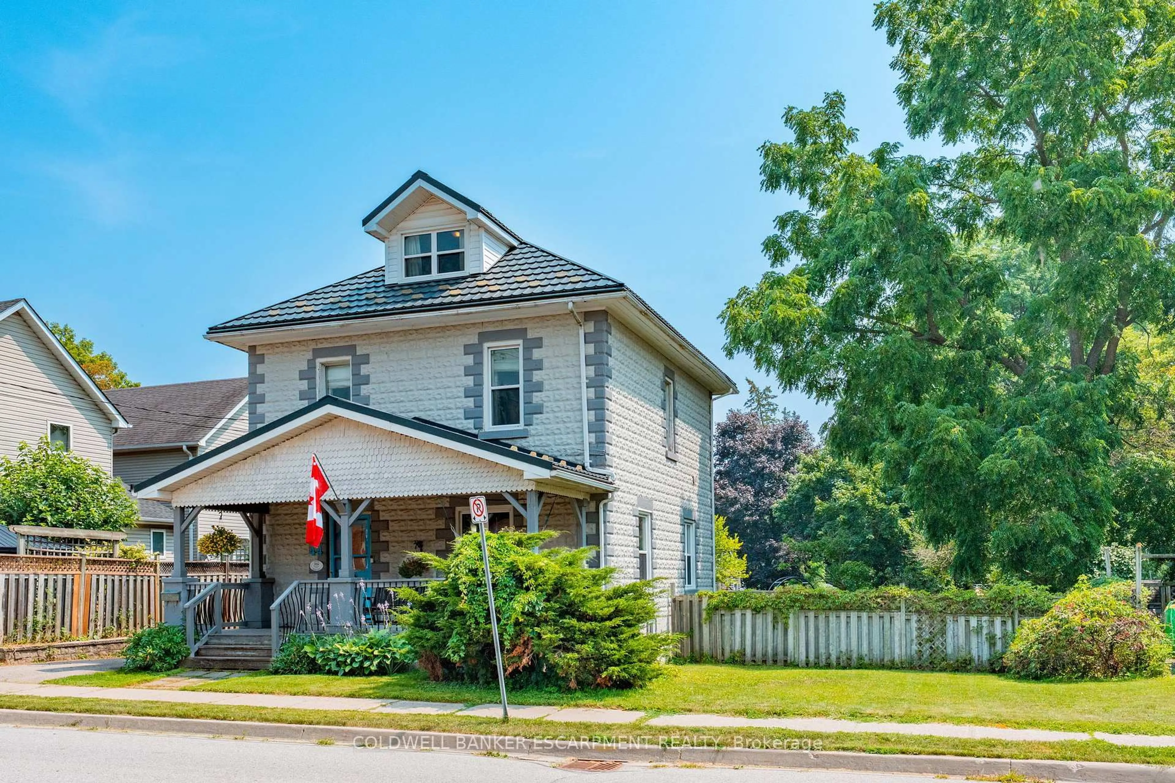 Home with brick exterior material, street for 44 Church St, Halton Hills Ontario L7J 1K5