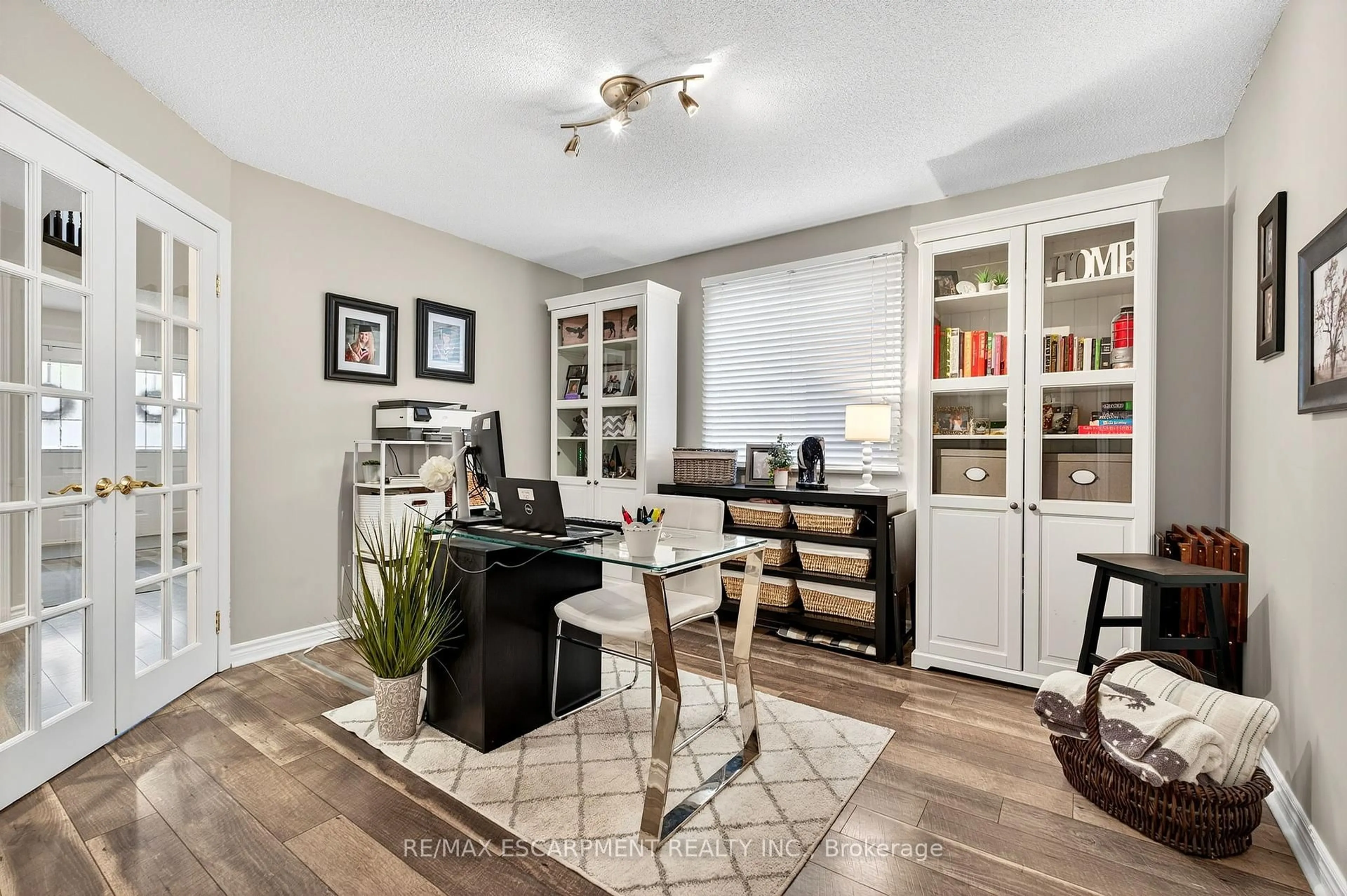 Unknown for 4118 Pincay Oaks Lane, Burlington Ontario L7M 4L6