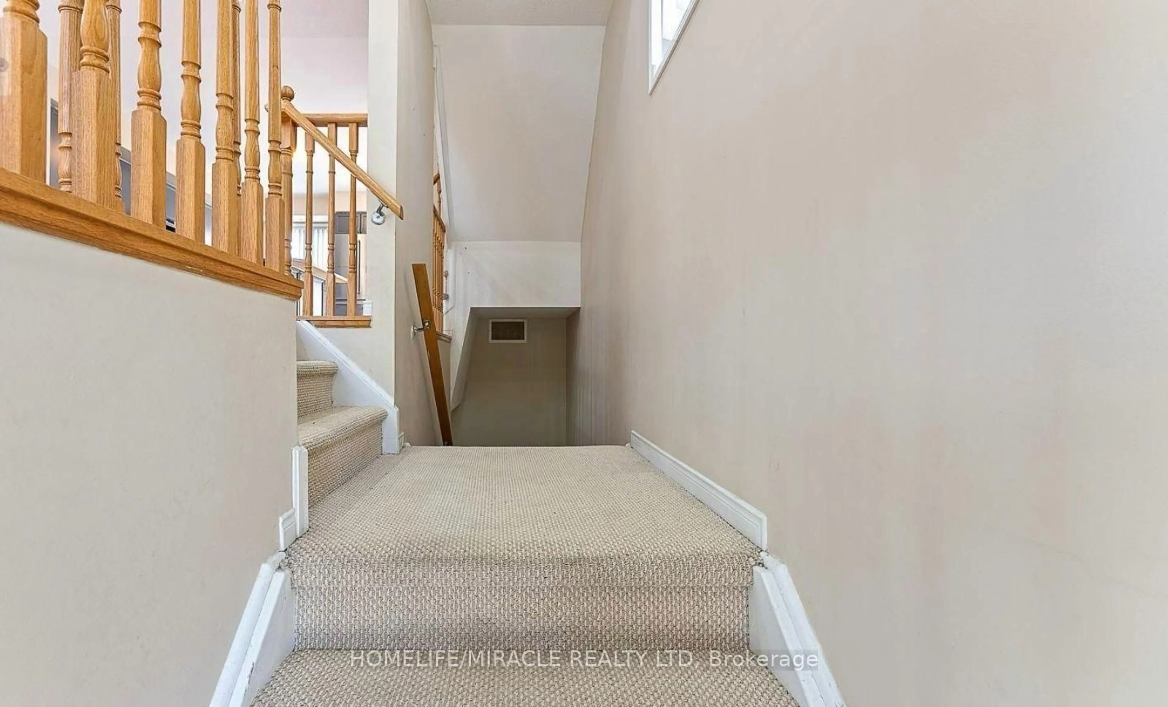 Stairs for 60 Fairwood Circ #61, Brampton Ontario L6R 0Y6