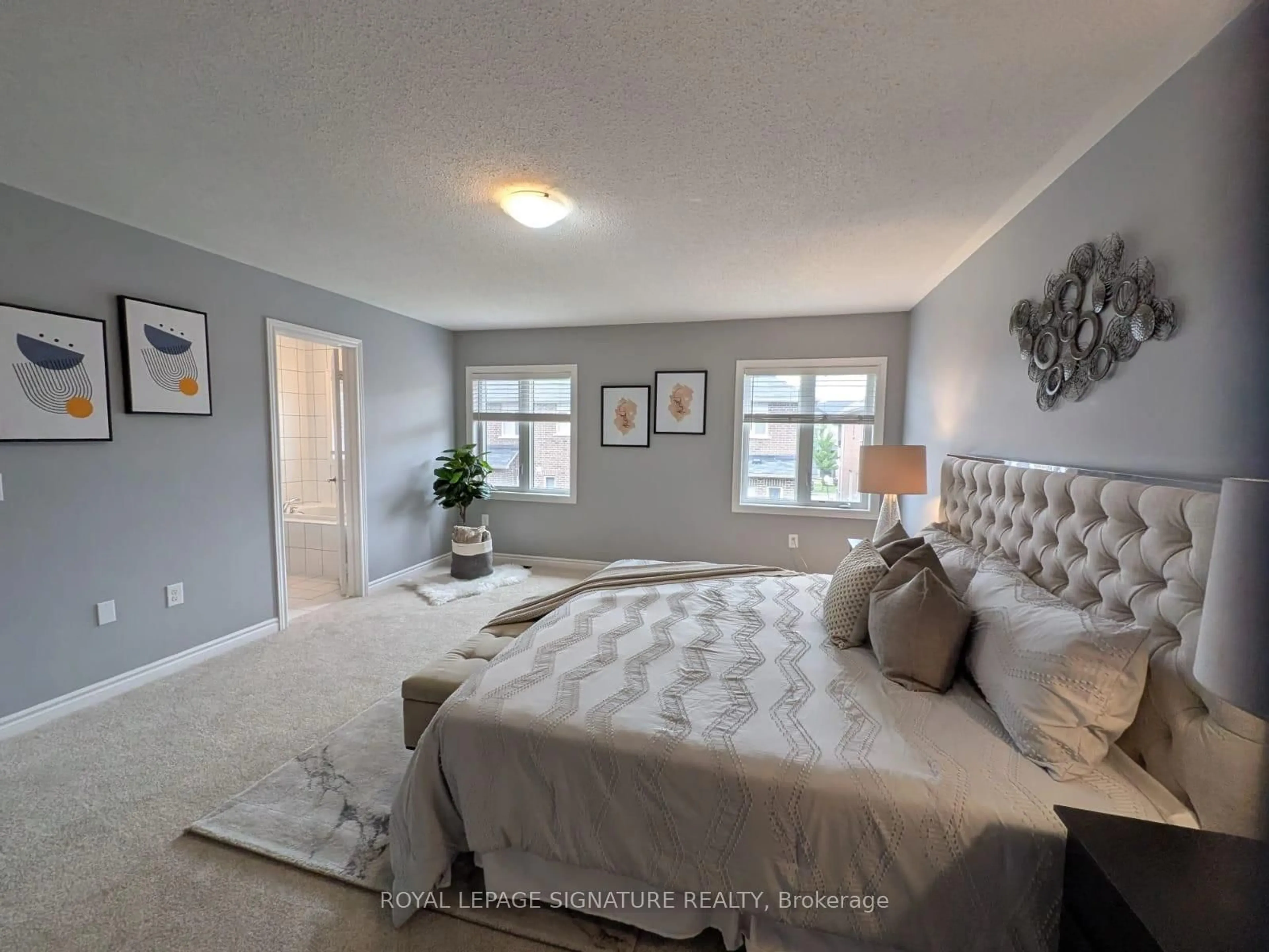 Bedroom with bed, unknown for 1466 Chretien St, Milton Ontario L9E 1J1