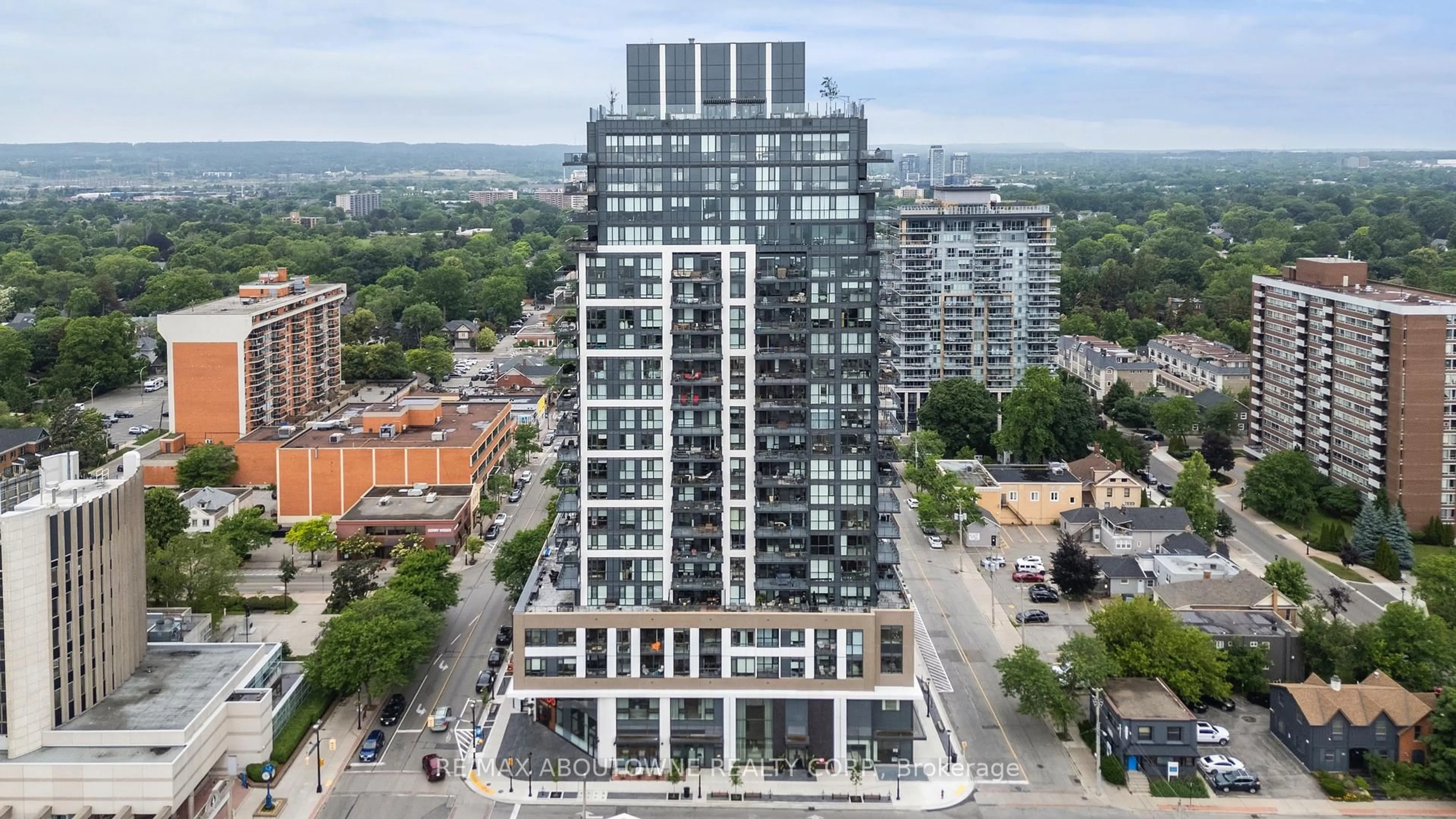A pic from outside/outdoor area/front of a property/back of a property/a pic from drone, city buildings view from balcony for 2007 James St #307, Burlington Ontario L7R 0G7