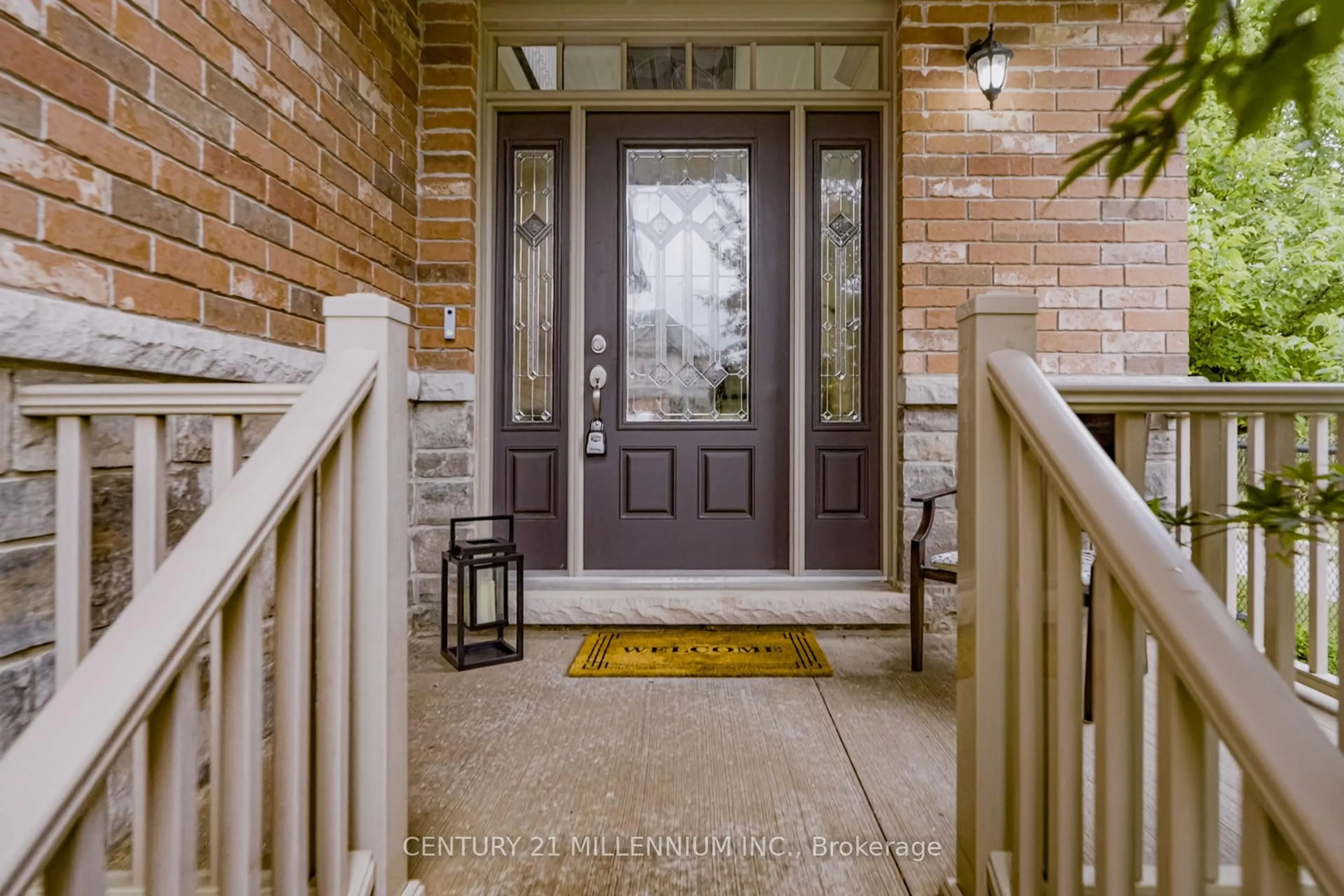 Indoor entryway for 69 Preston Dr, Orangeville Ontario L9W 4K3
