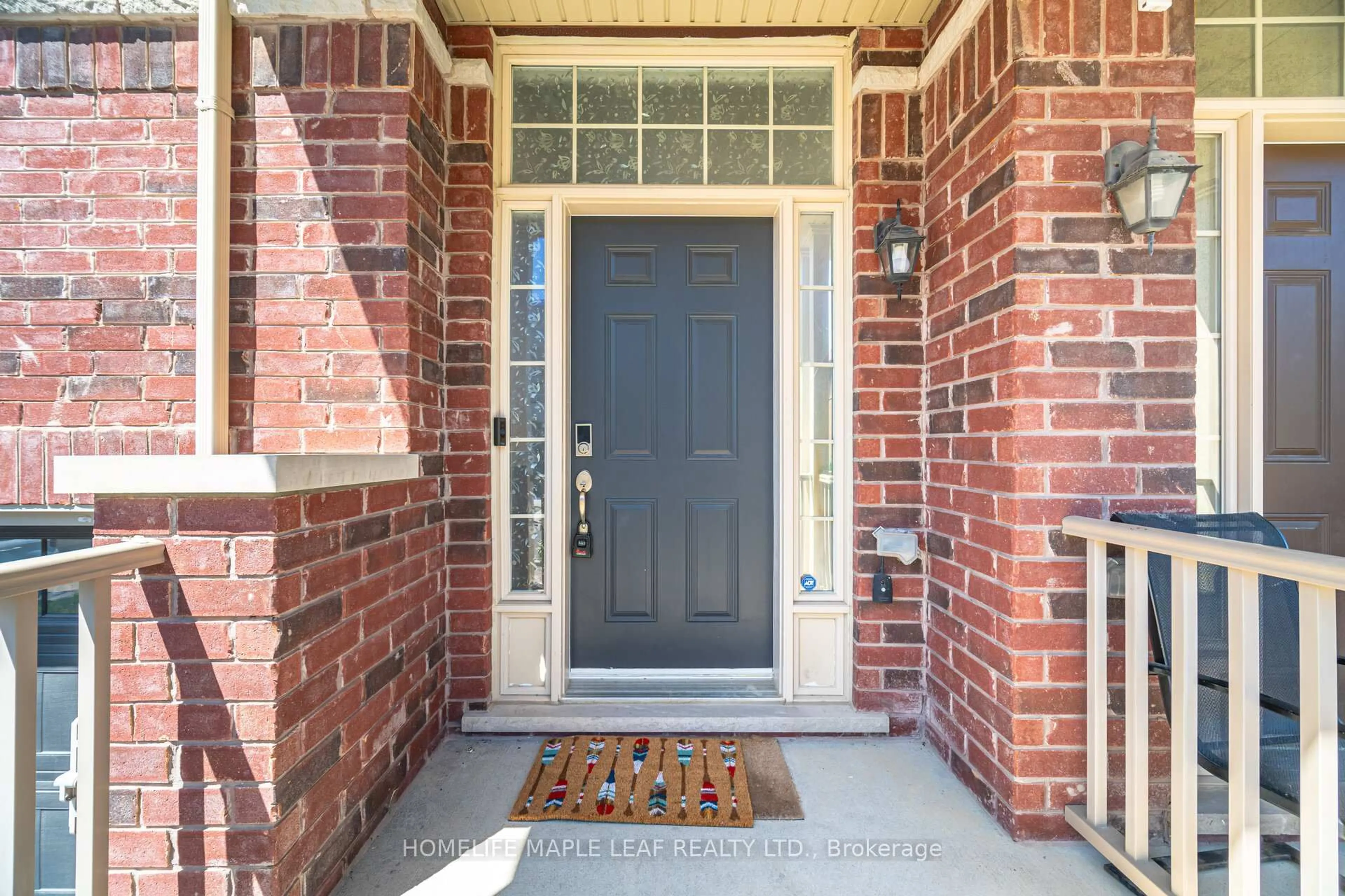 Indoor entryway for 30 Agava St, Brampton Ontario L7A 4S5