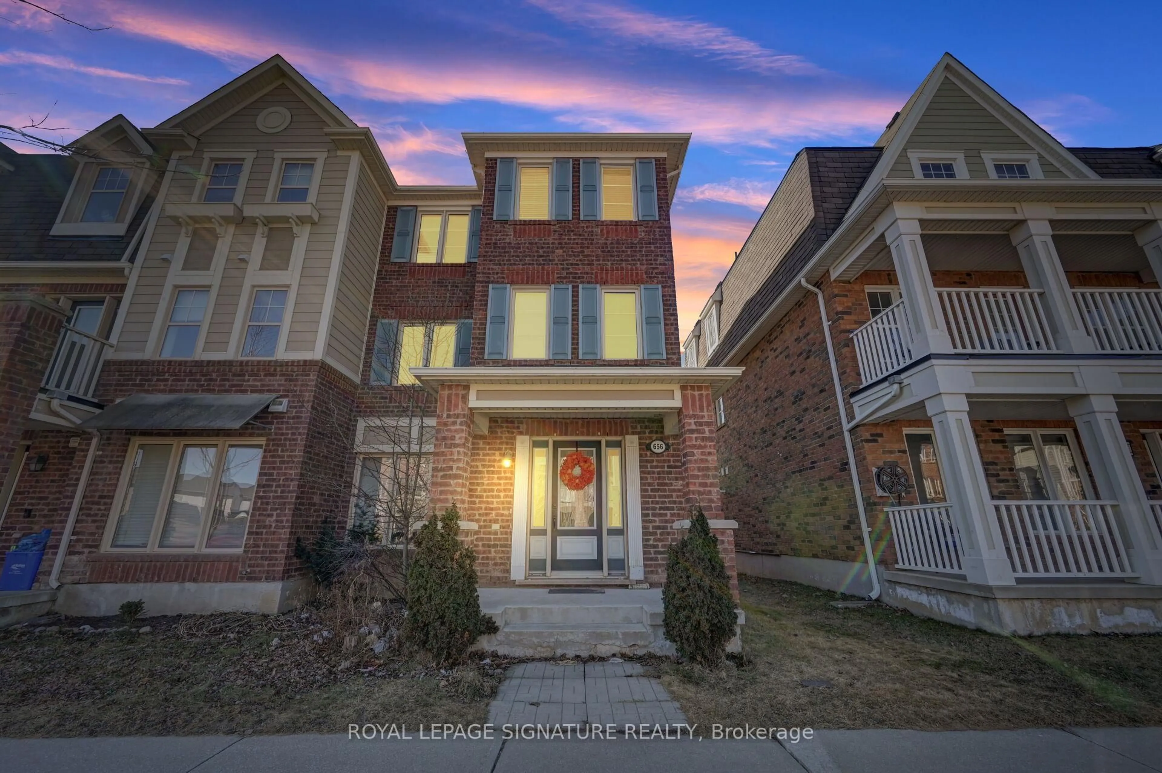 Home with brick exterior material, street for 656 Scott Blvd, Milton Ontario L9T 0P3