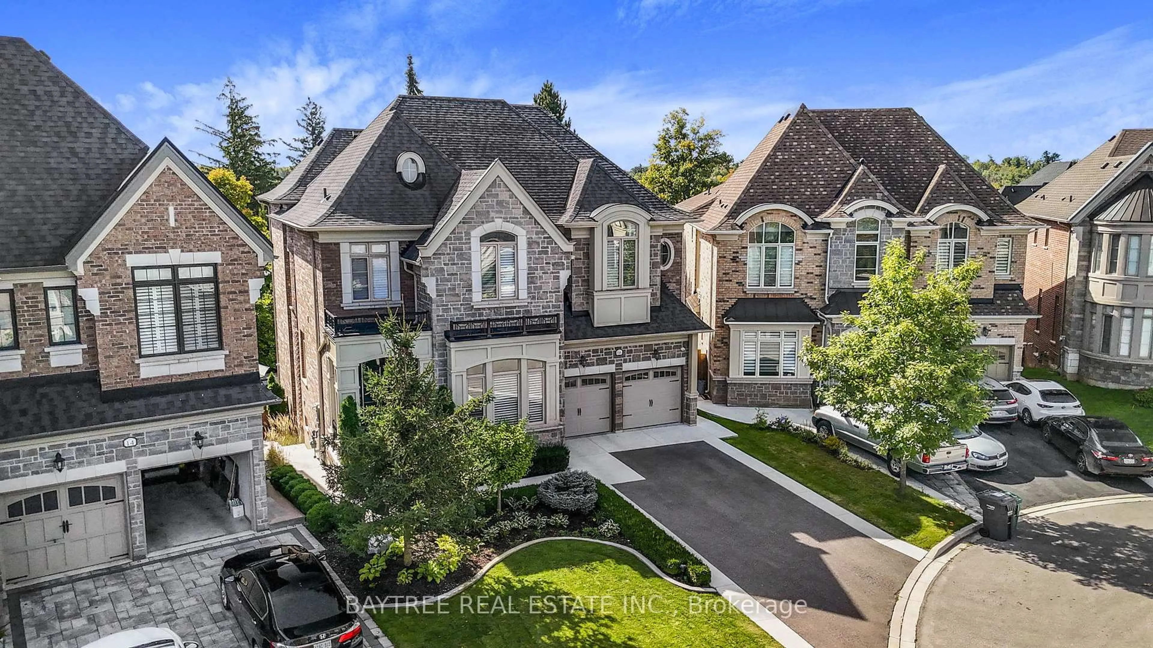 Unknown for 16 Hickory Ridge Crt, Brampton Ontario L6Y 3A7