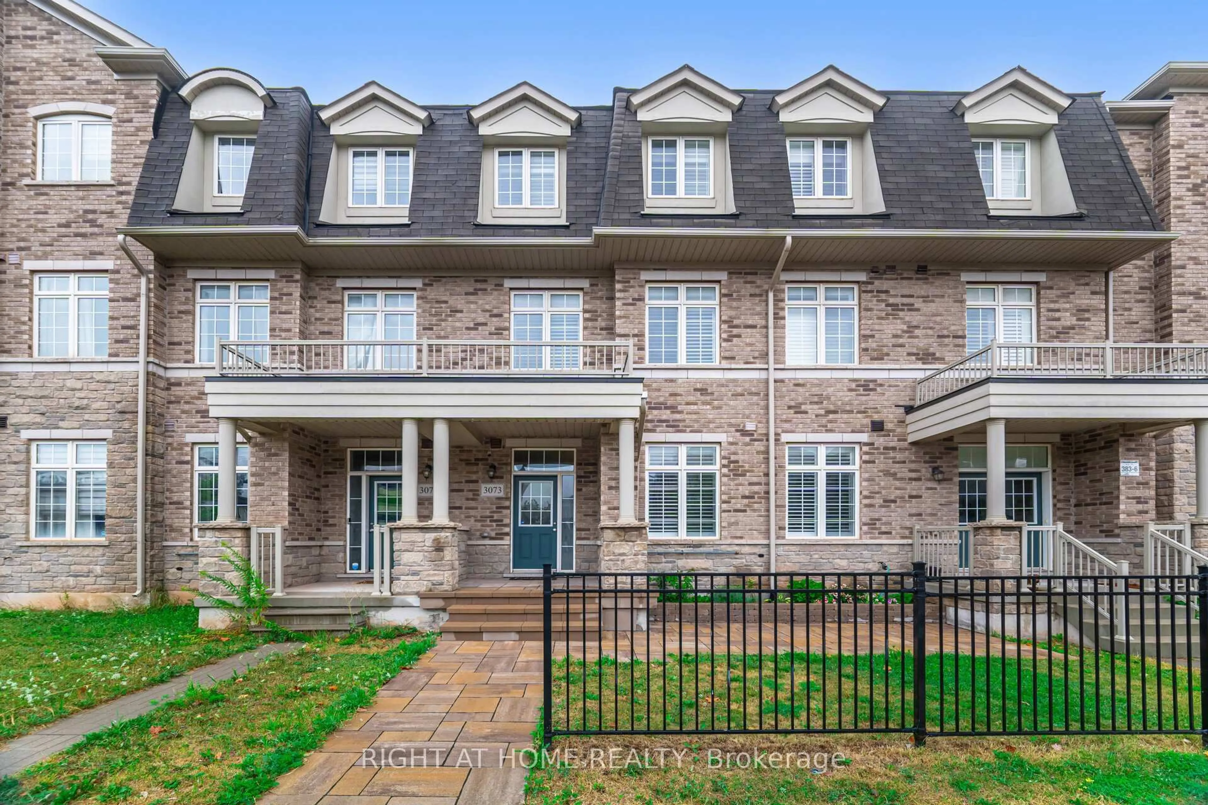 Home with brick exterior material, street for 3073 Postridge Dr, Oakville Ontario L6H 0S1