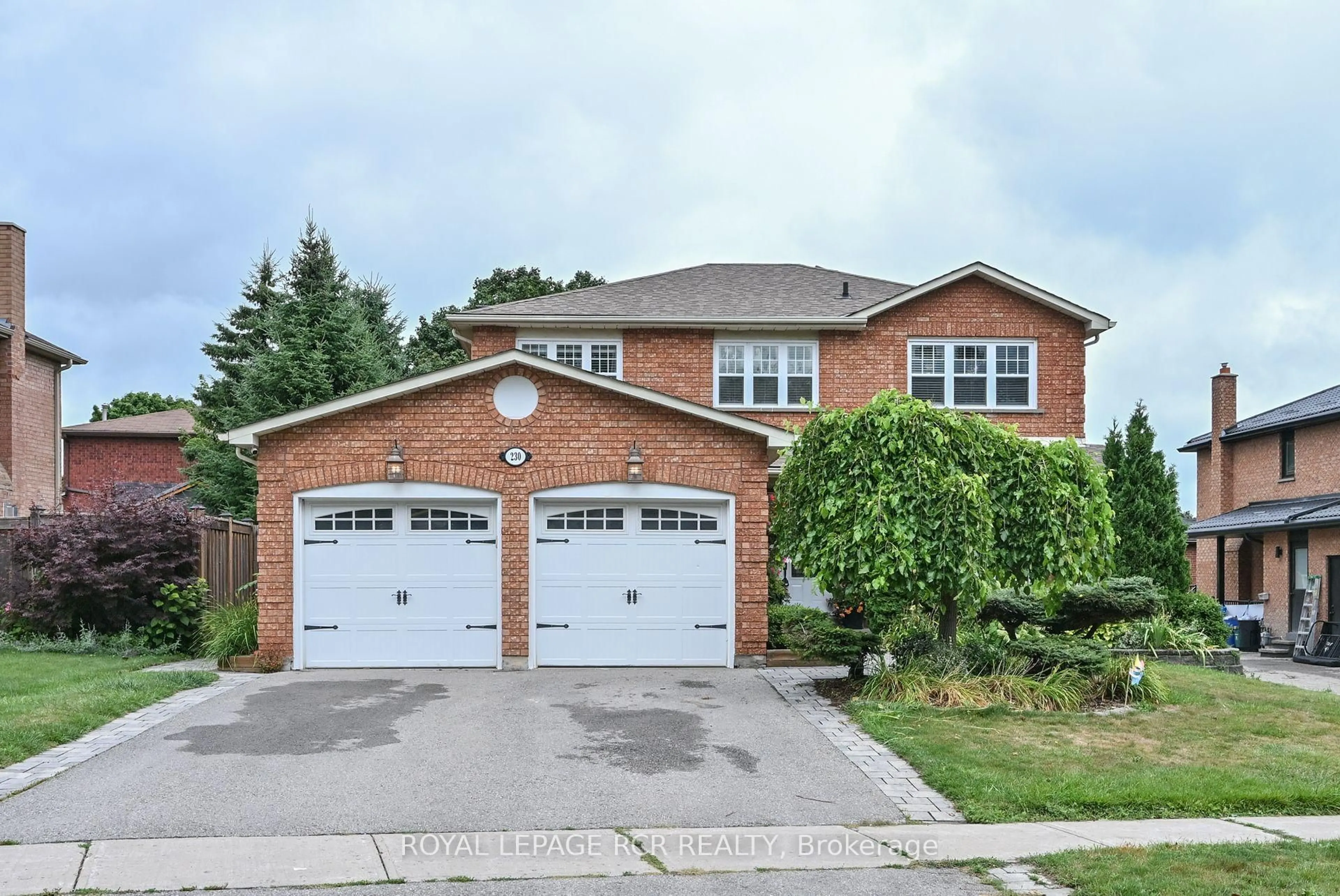 Home with brick exterior material, street for 230 Beechfield Cres, Orangeville Ontario L9W 4N3