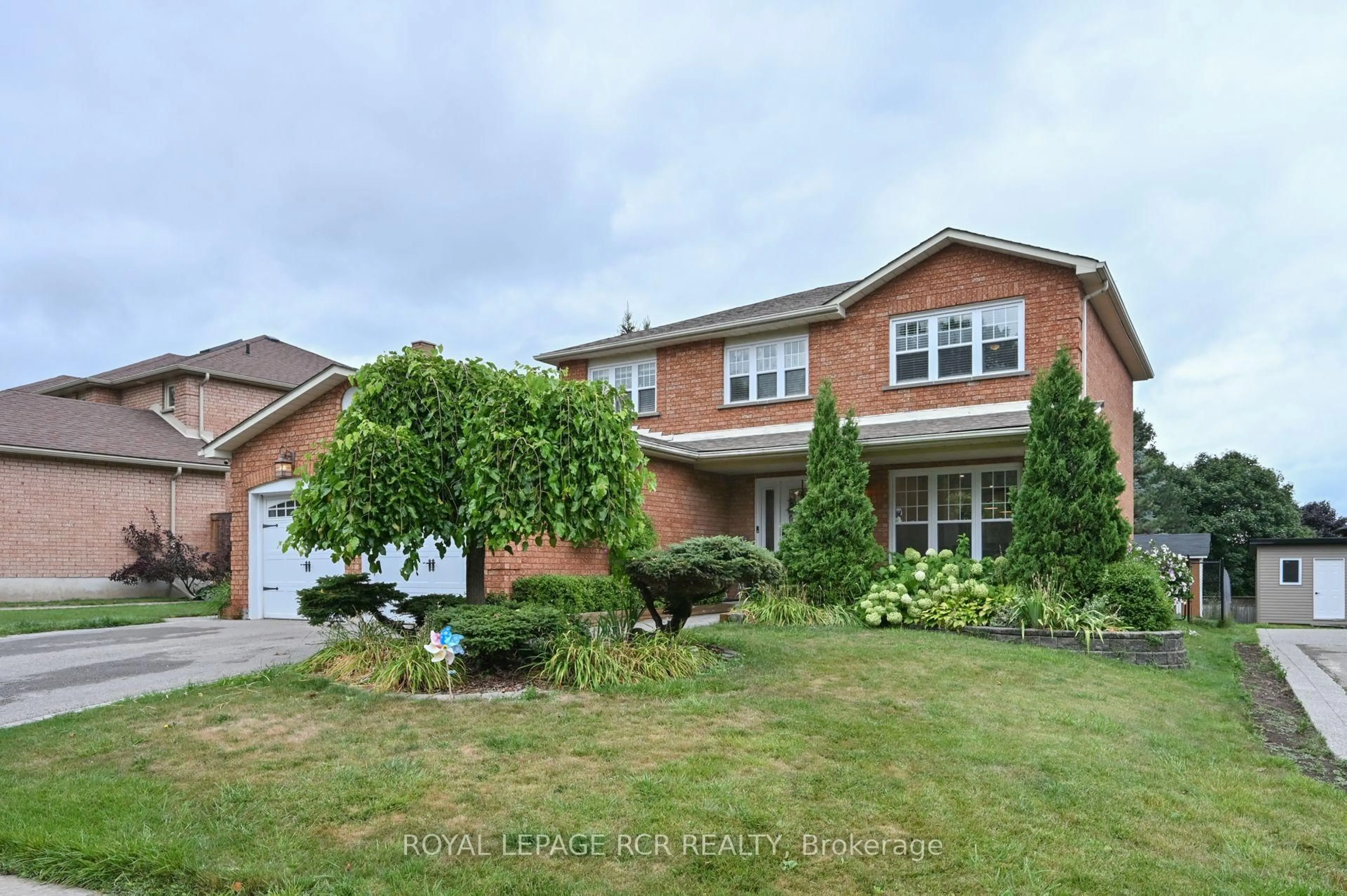 Home with brick exterior material, street for 230 Beechfield Cres, Orangeville Ontario L9W 4N3