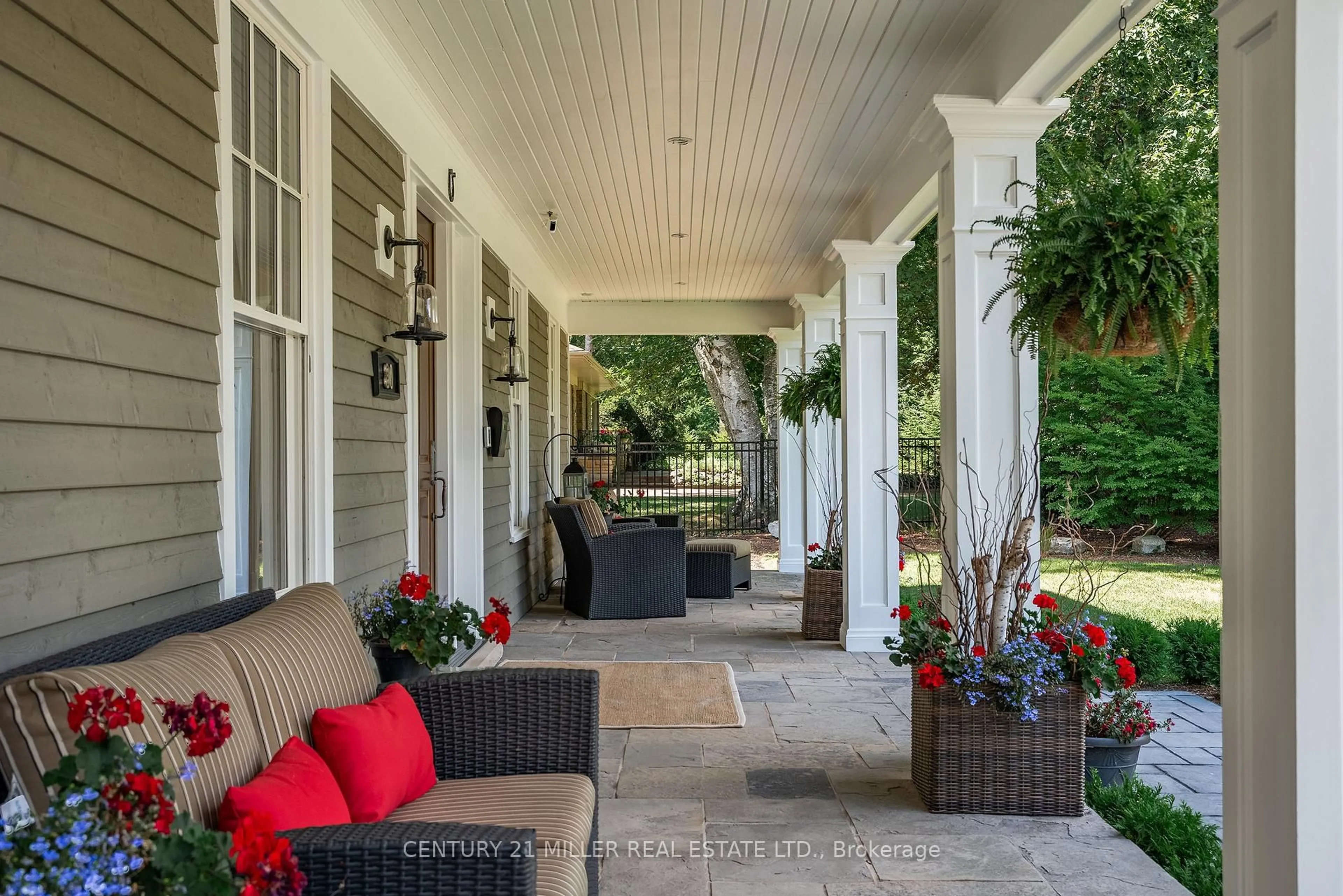 Patio, street for 80 Cox Dr, Oakville Ontario L6J 4P9