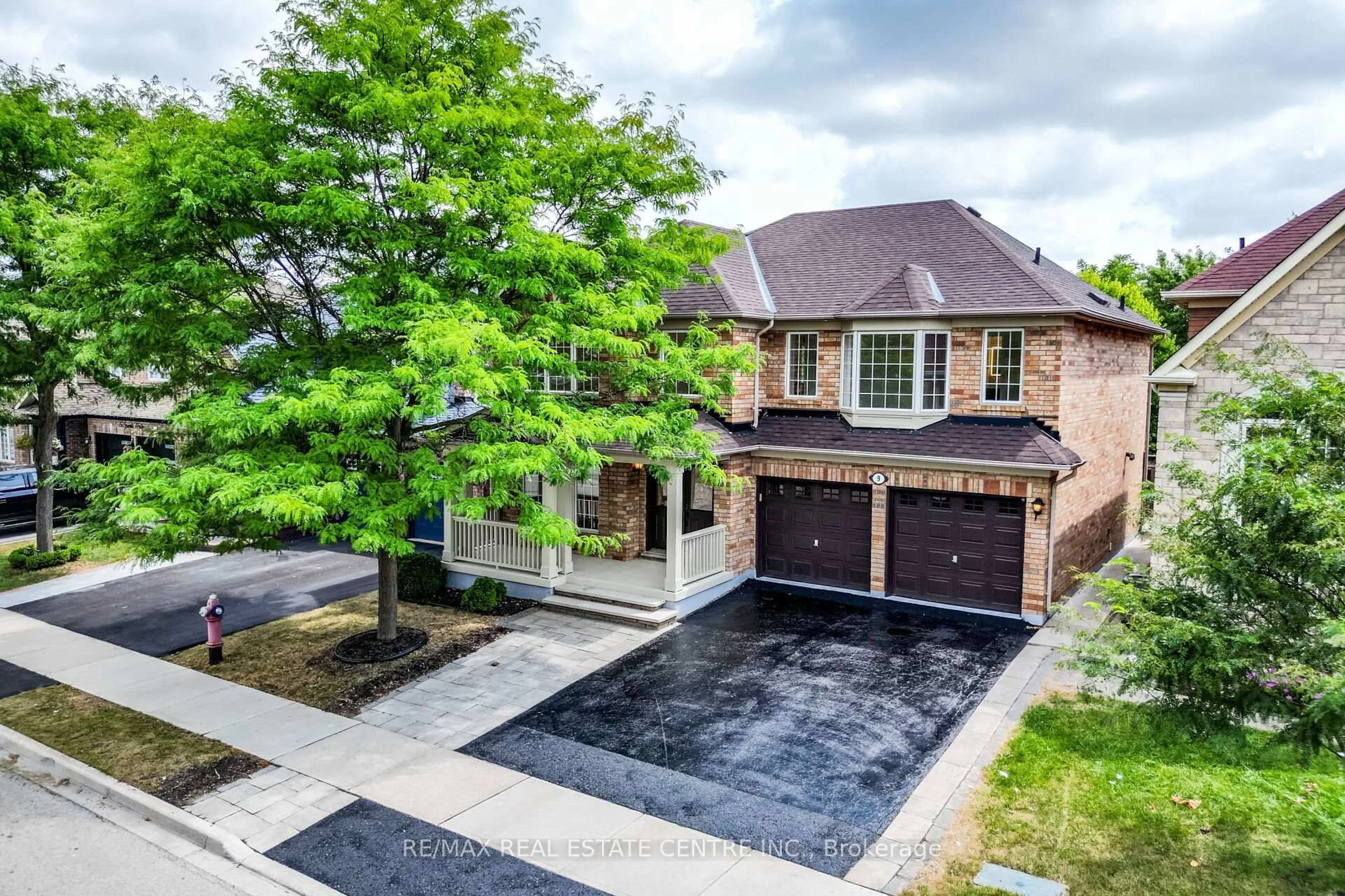 Home with brick exterior material, street for 9 Sparta Dr, Brampton Ontario L6P 1H6