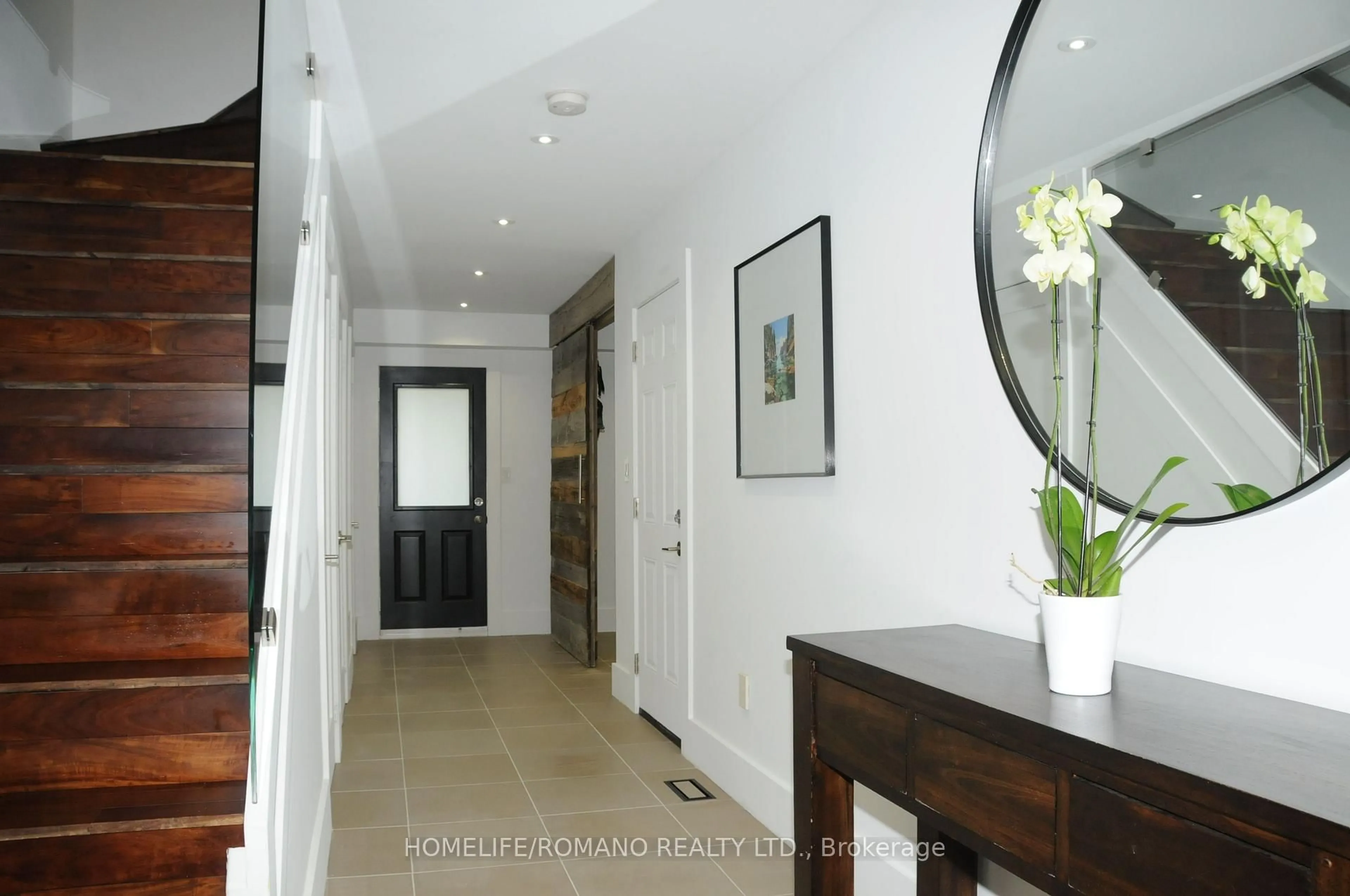 Indoor entryway for 14 Ramage Lane, Toronto Ontario M9C 5S6