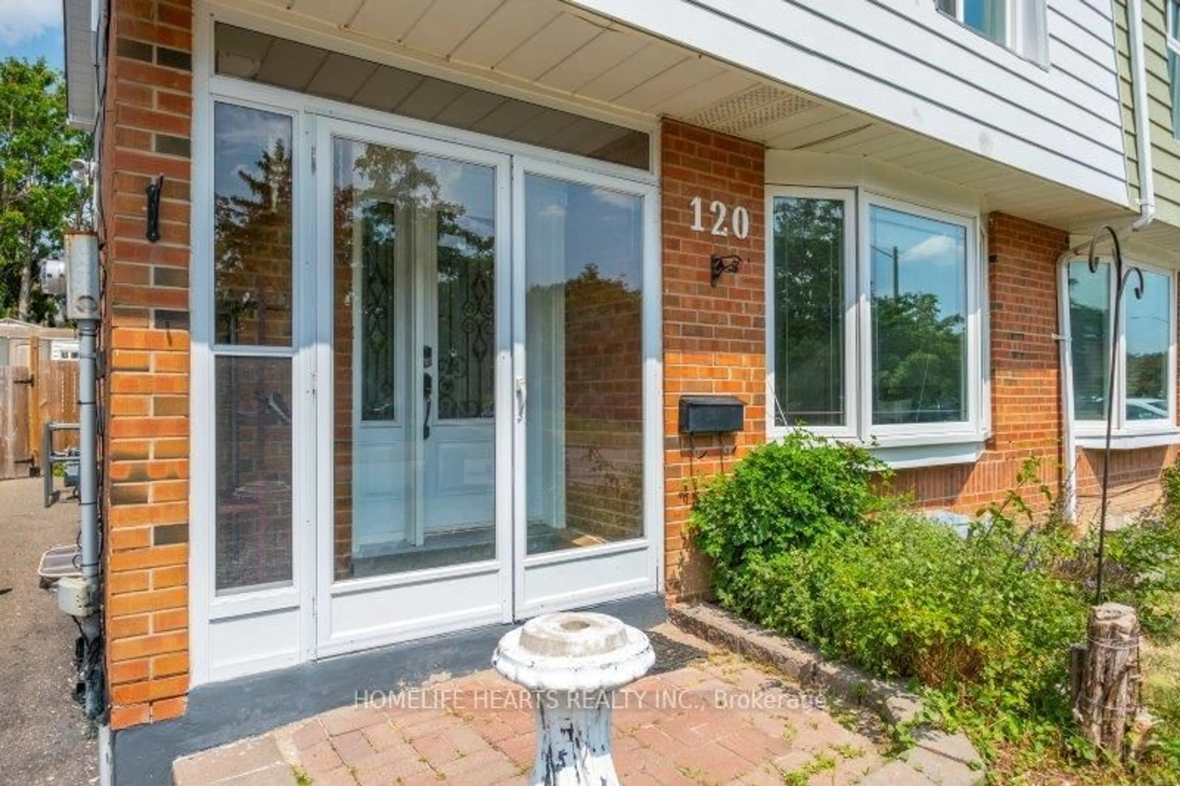 Unknown for 120 Hansen Rd, Brampton Ontario L6V 2G6