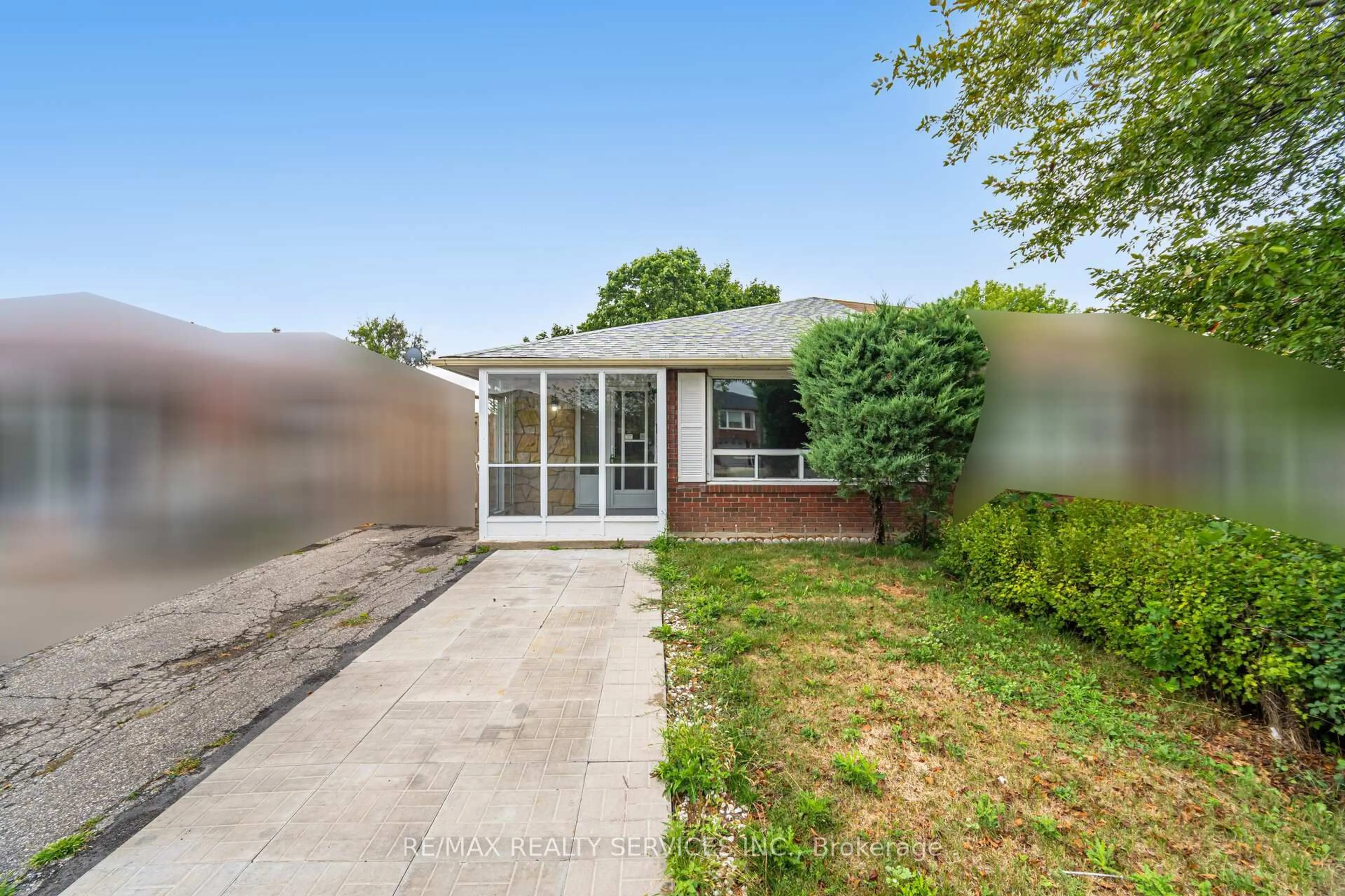 Unknown for 7386 Netherwood Rd, Mississauga Ontario L4T 2N4