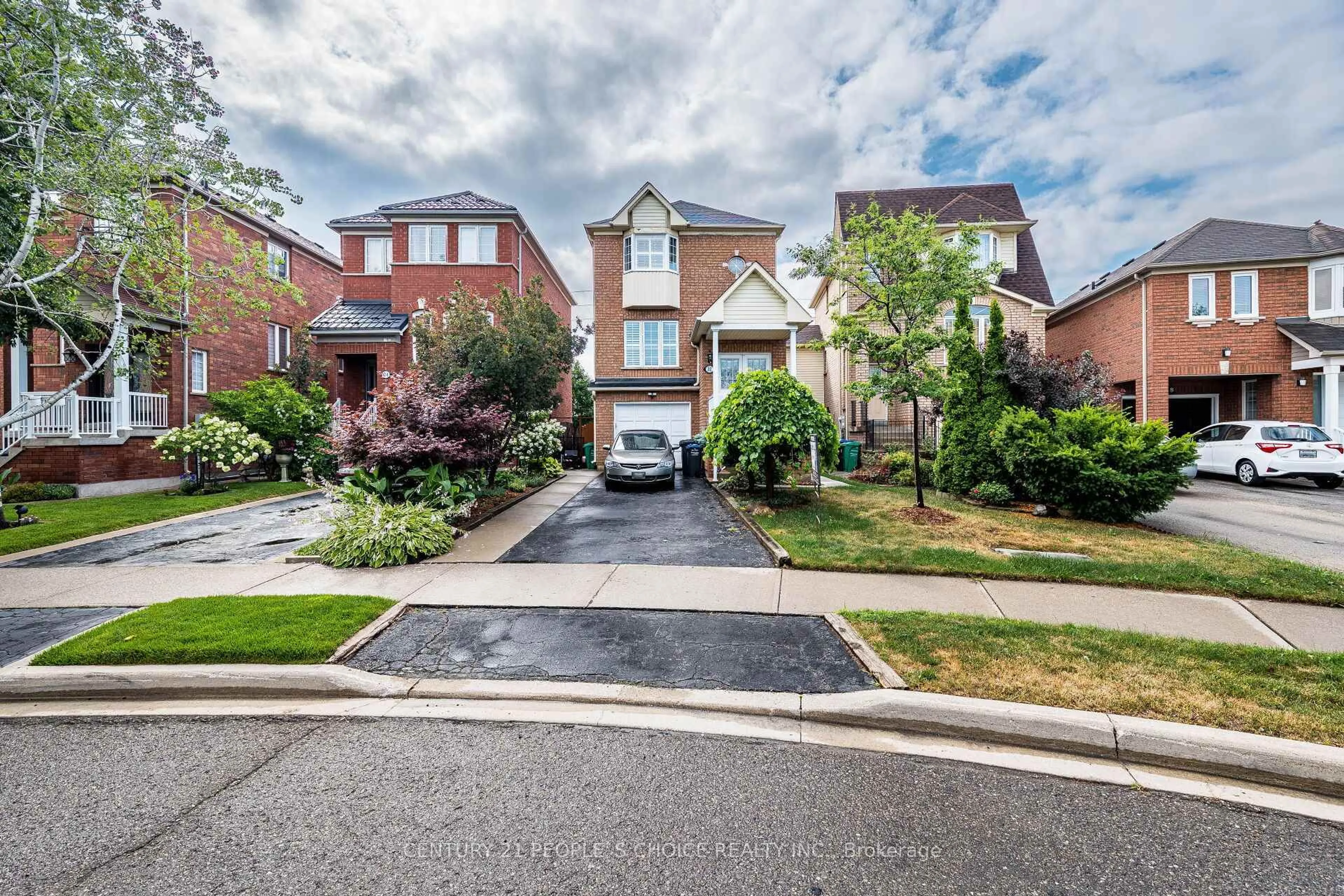 Home with brick exterior material, street for 22 Domenico Cres, Brampton Ontario L6P 1H5