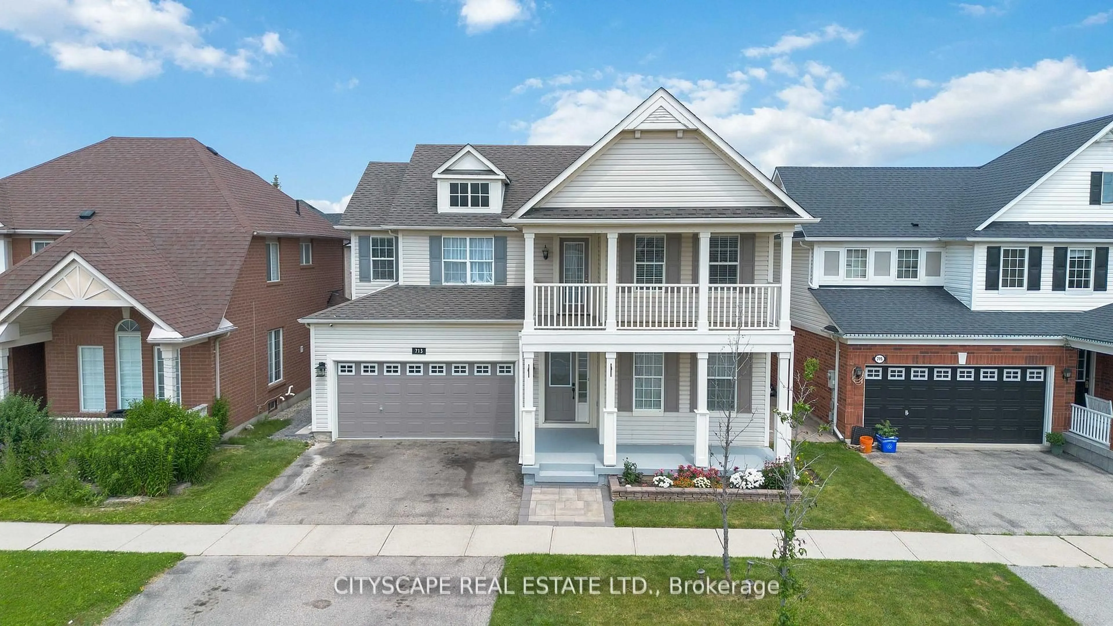 A pic from outside/outdoor area/front of a property/back of a property/a pic from drone, street for 713 Trudeau Dr, Milton Ontario L9T 5L3