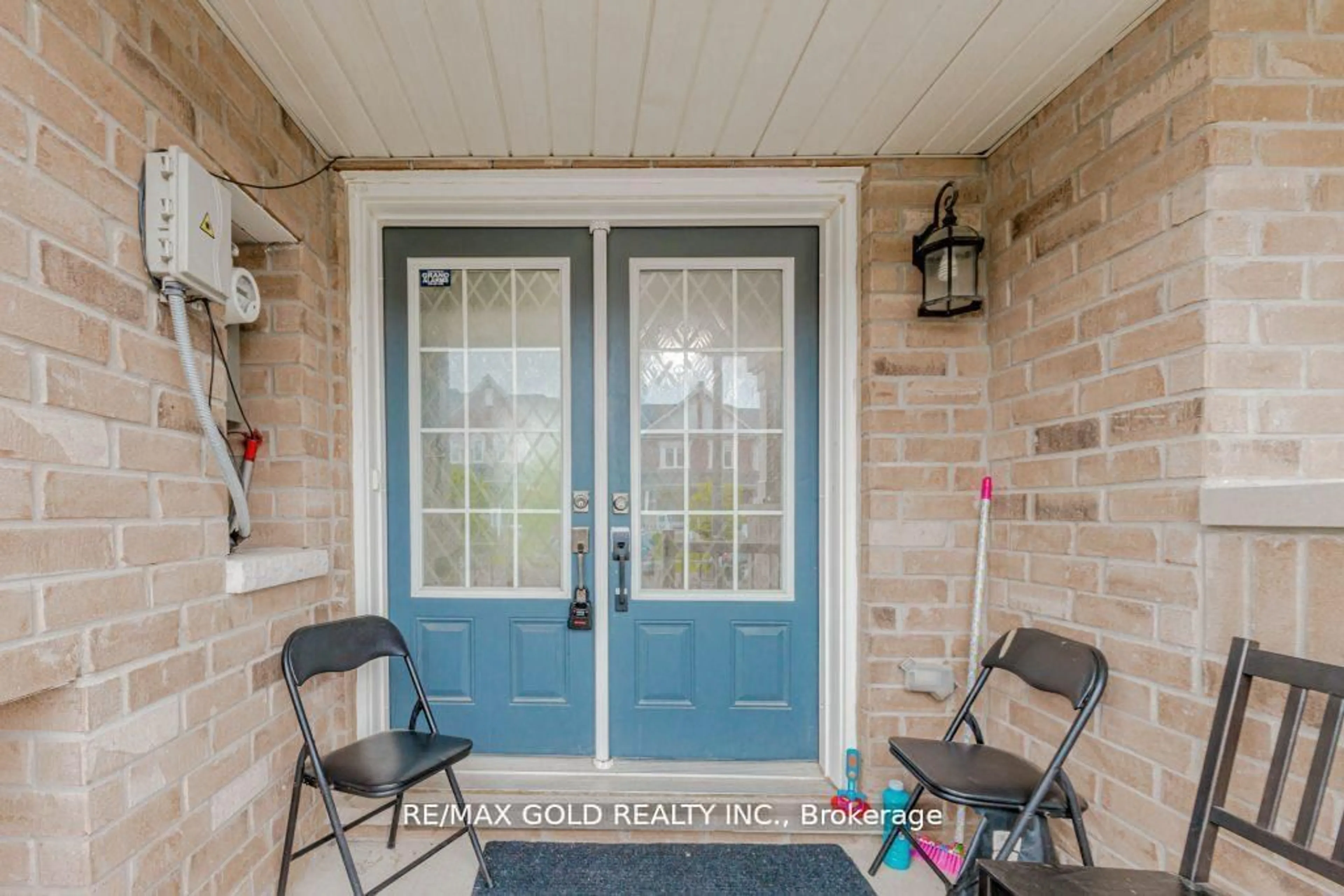 Unknown for 475 Queen Mary Dr, Brampton Ontario L7A 0C7