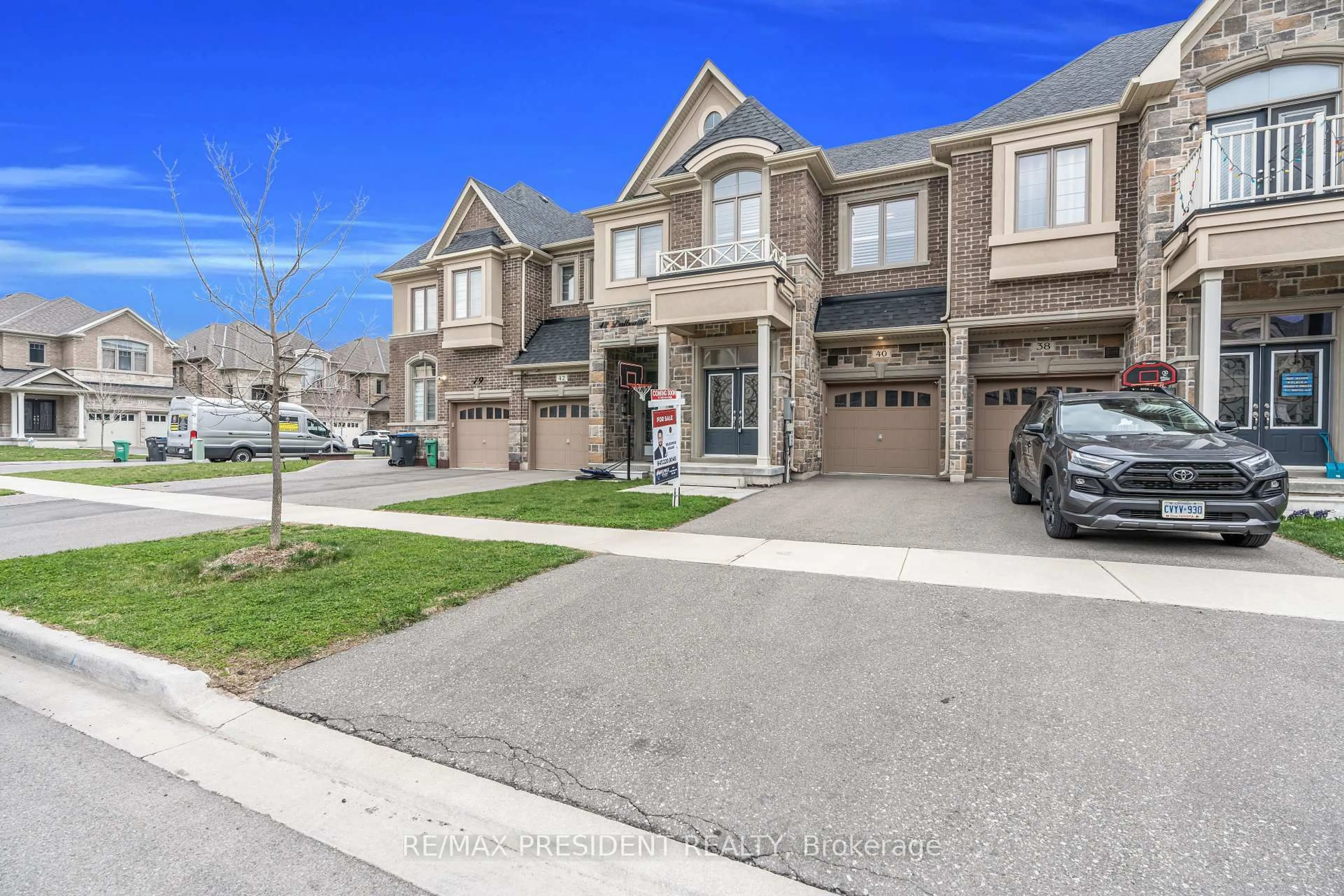 Unknown for 40 Dalbeattie Dr, Brampton Ontario L6Y 6H6