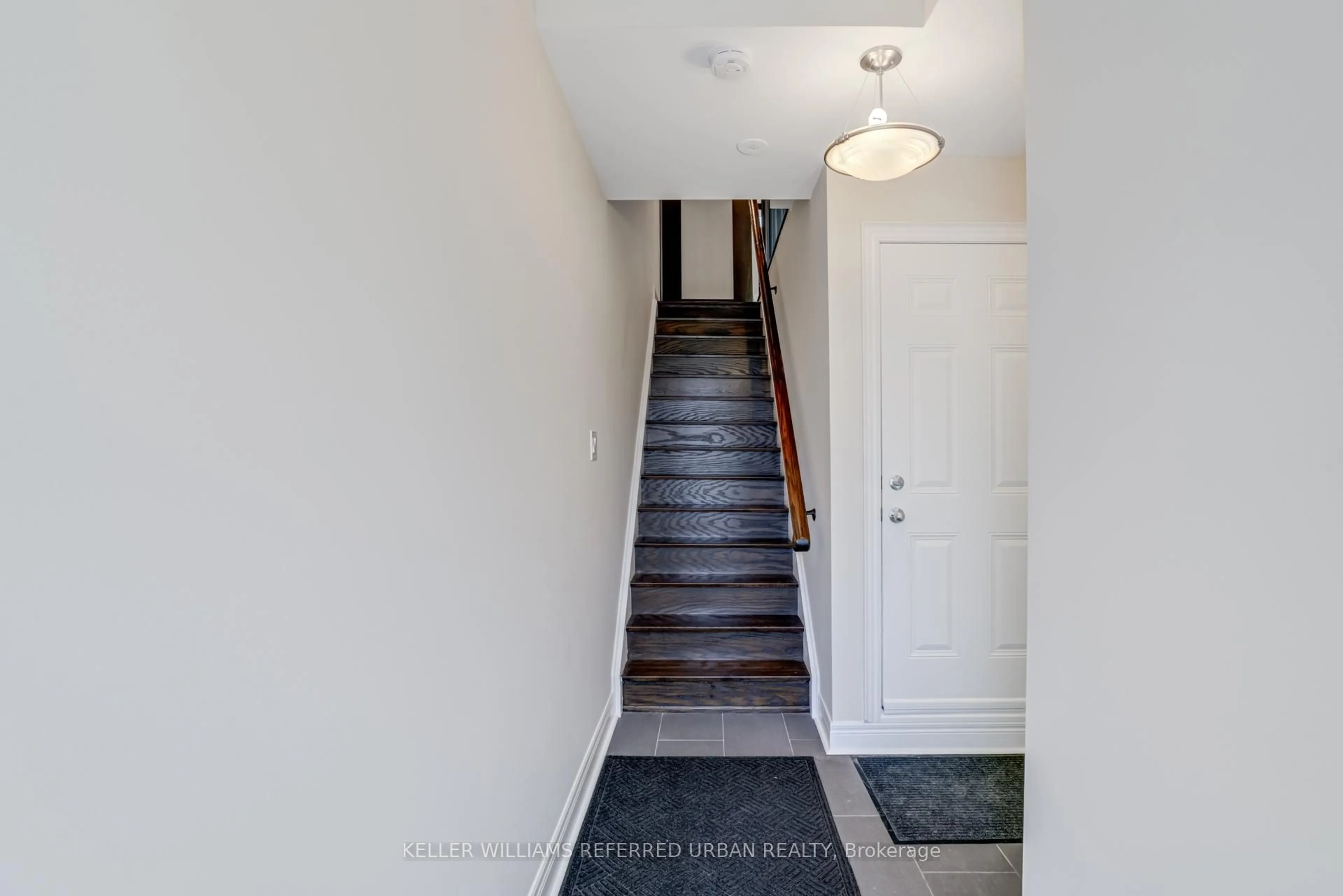 Unknown for 270A Bering Ave, Toronto Ontario M8Z 3A3