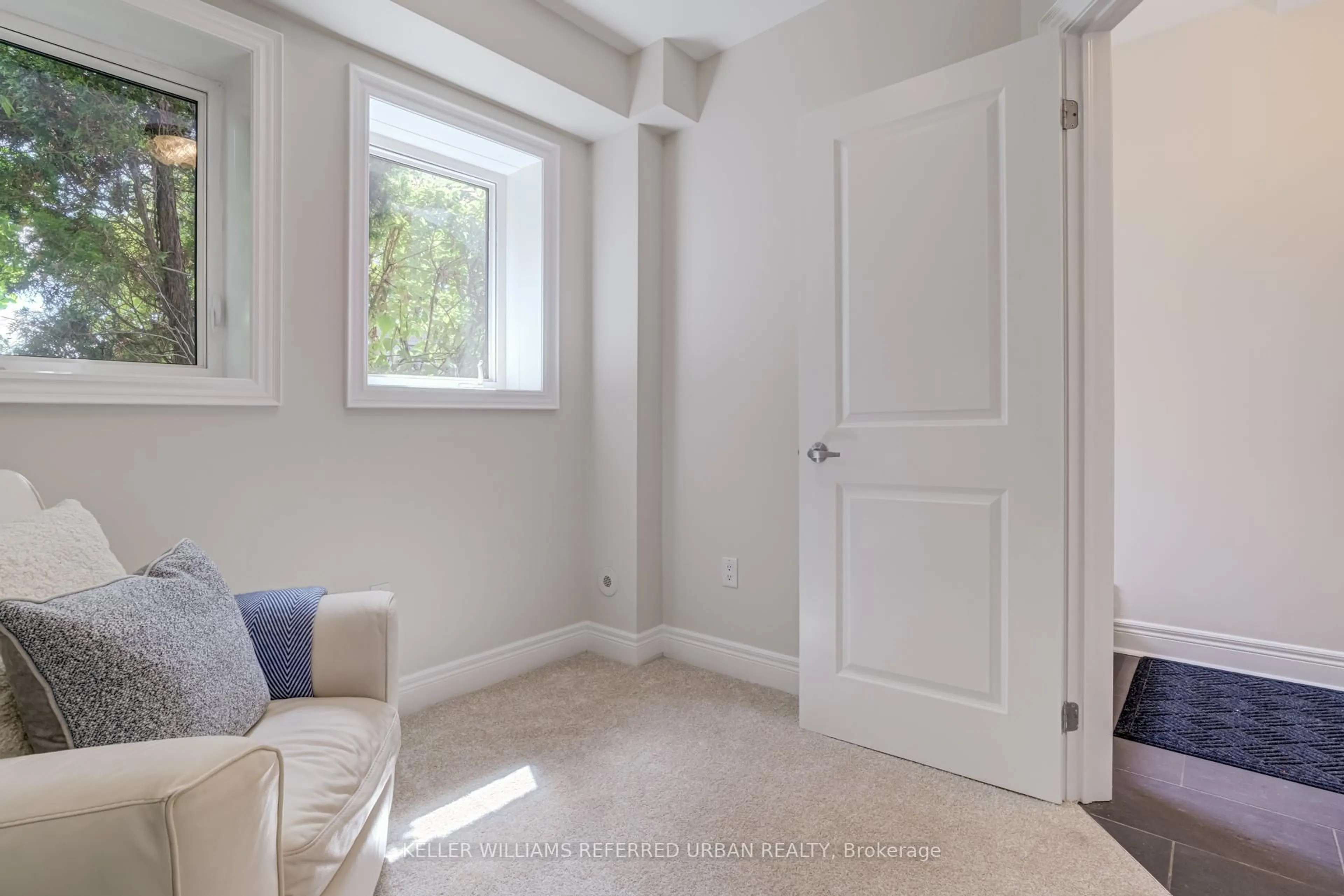 A pic of a room for 270A Bering Ave, Toronto Ontario M8Z 3A3