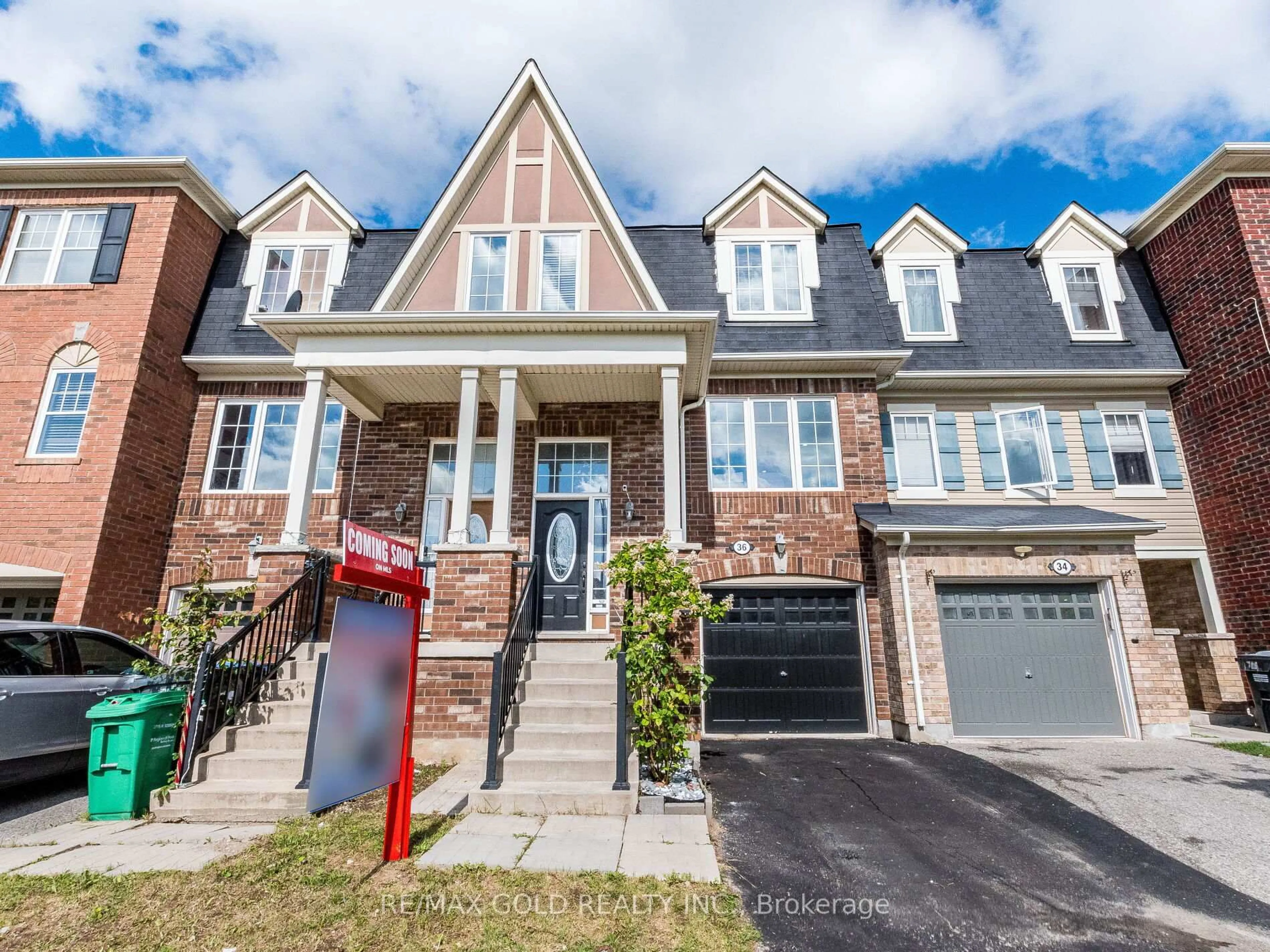 Home with brick exterior material, street for 36 Lathbury St, Brampton Ontario L7A 0R5