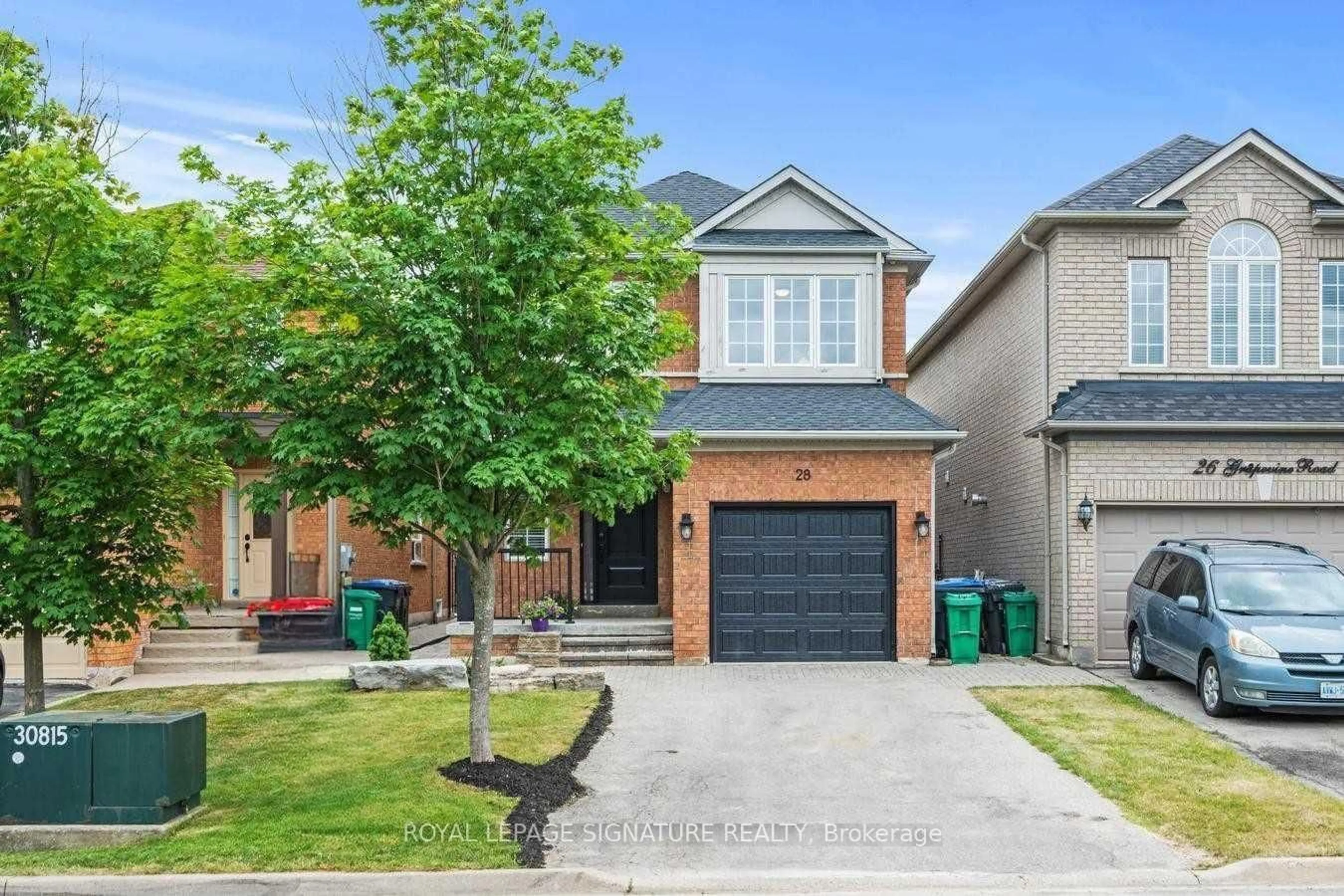 Home with brick exterior material, street for 28 Grapevine Rd, Caledon Ontario L7E 2L3