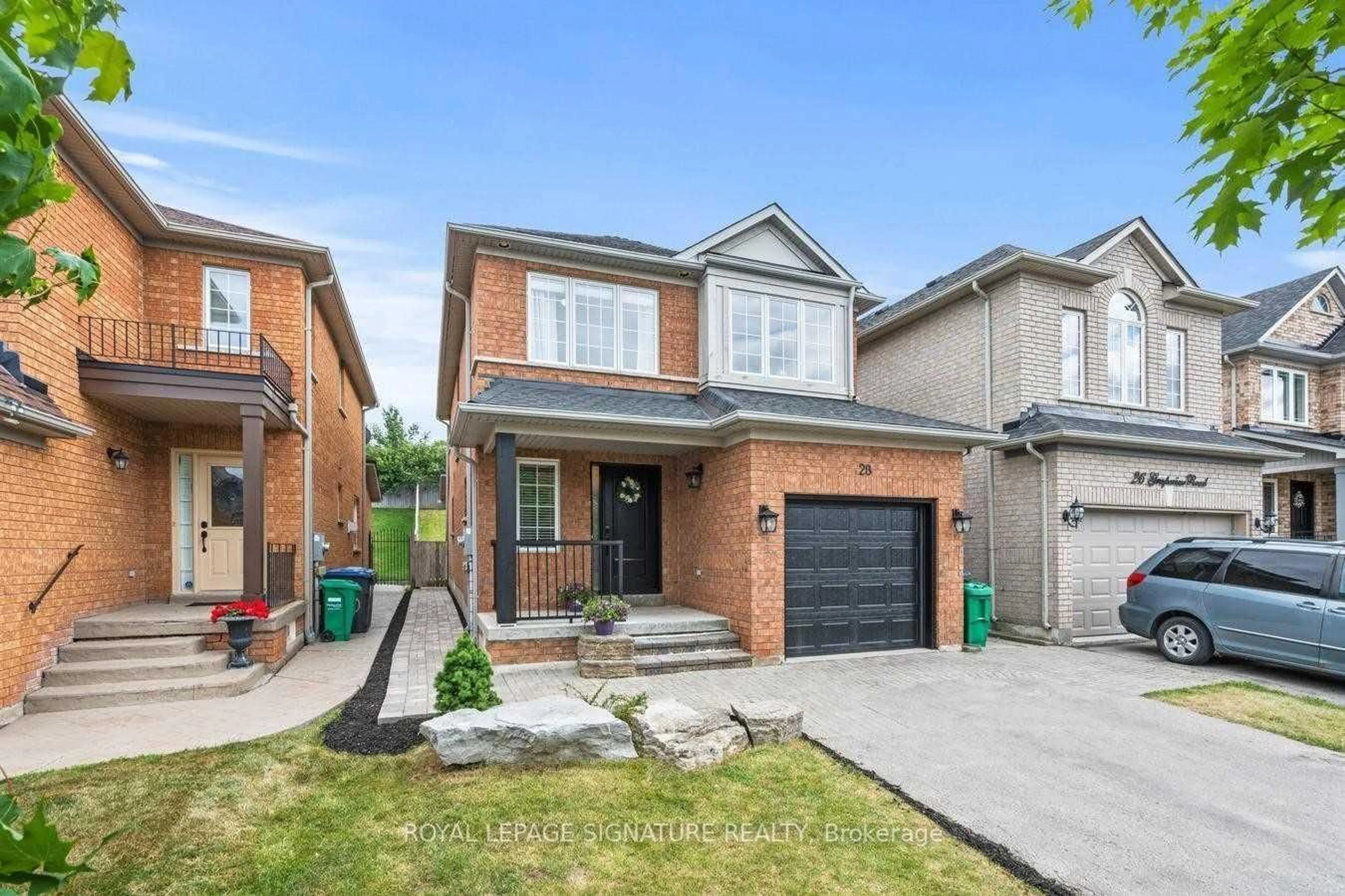 Home with brick exterior material, street for 28 Grapevine Rd, Caledon Ontario L7E 2L3