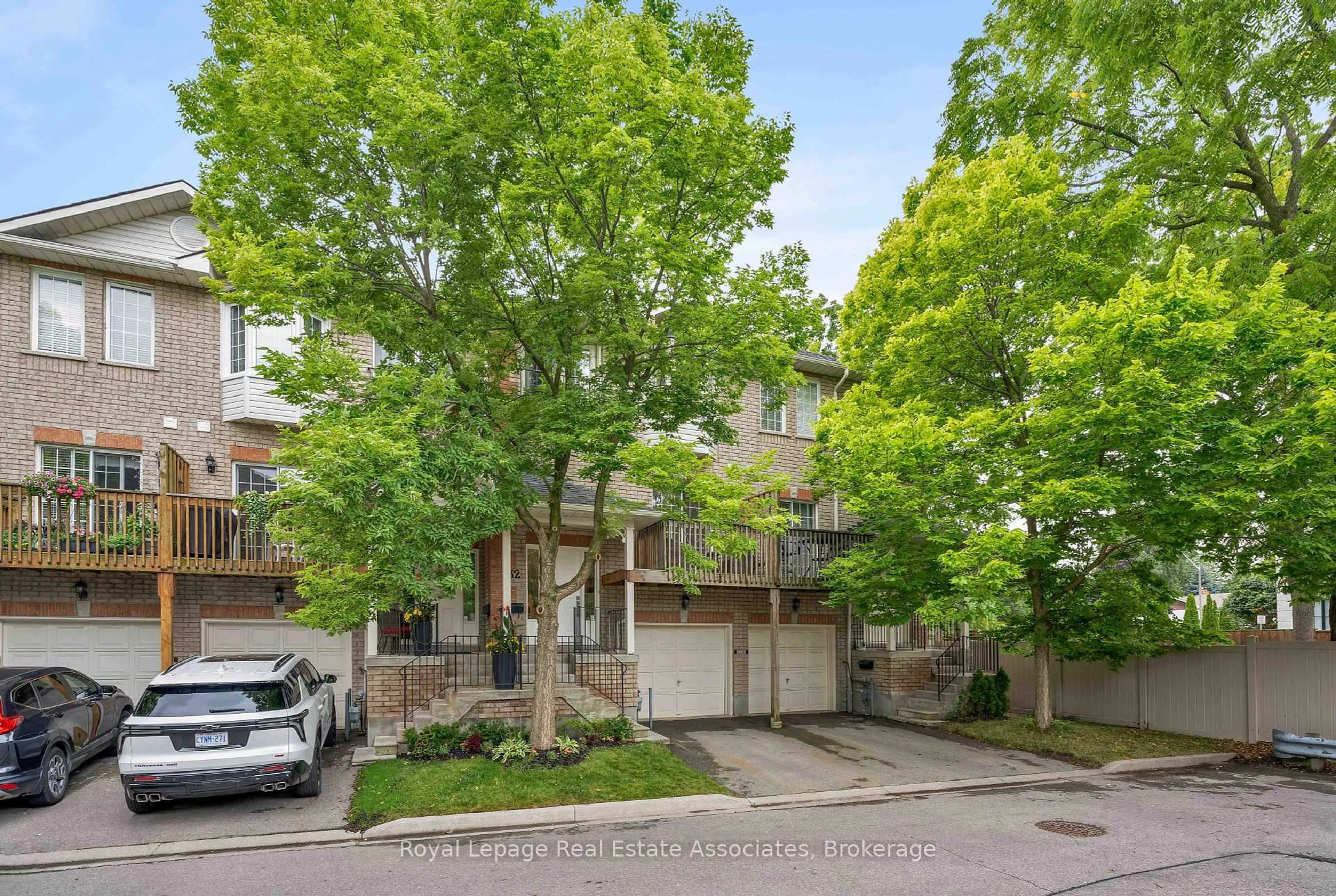 Unknown for 1130 Cawthra Rd #32, Mississauga Ontario L5G 4V7