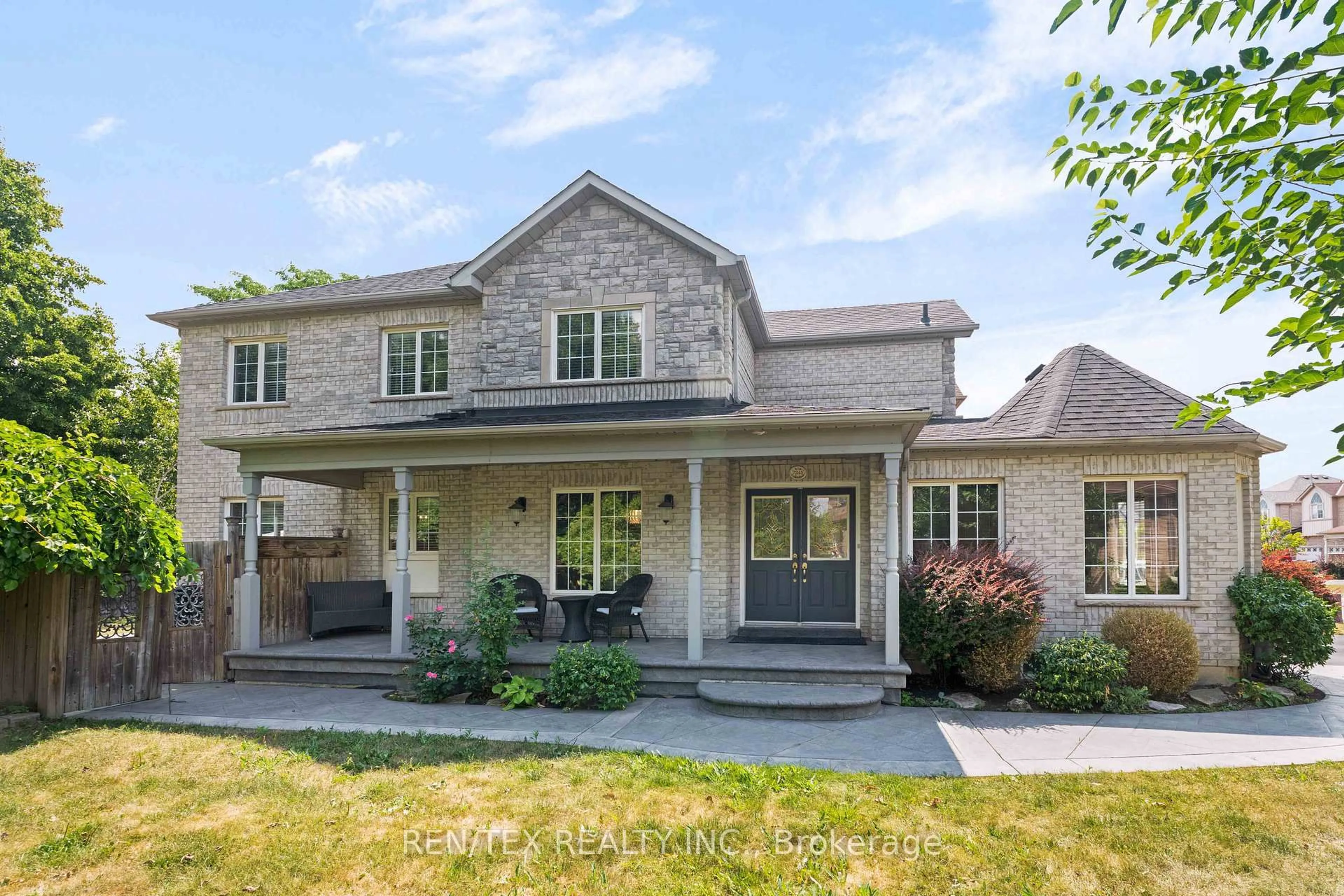 Home with brick exterior material, street for 7245 Pallett Crt, Mississauga Ontario L5N 8E5