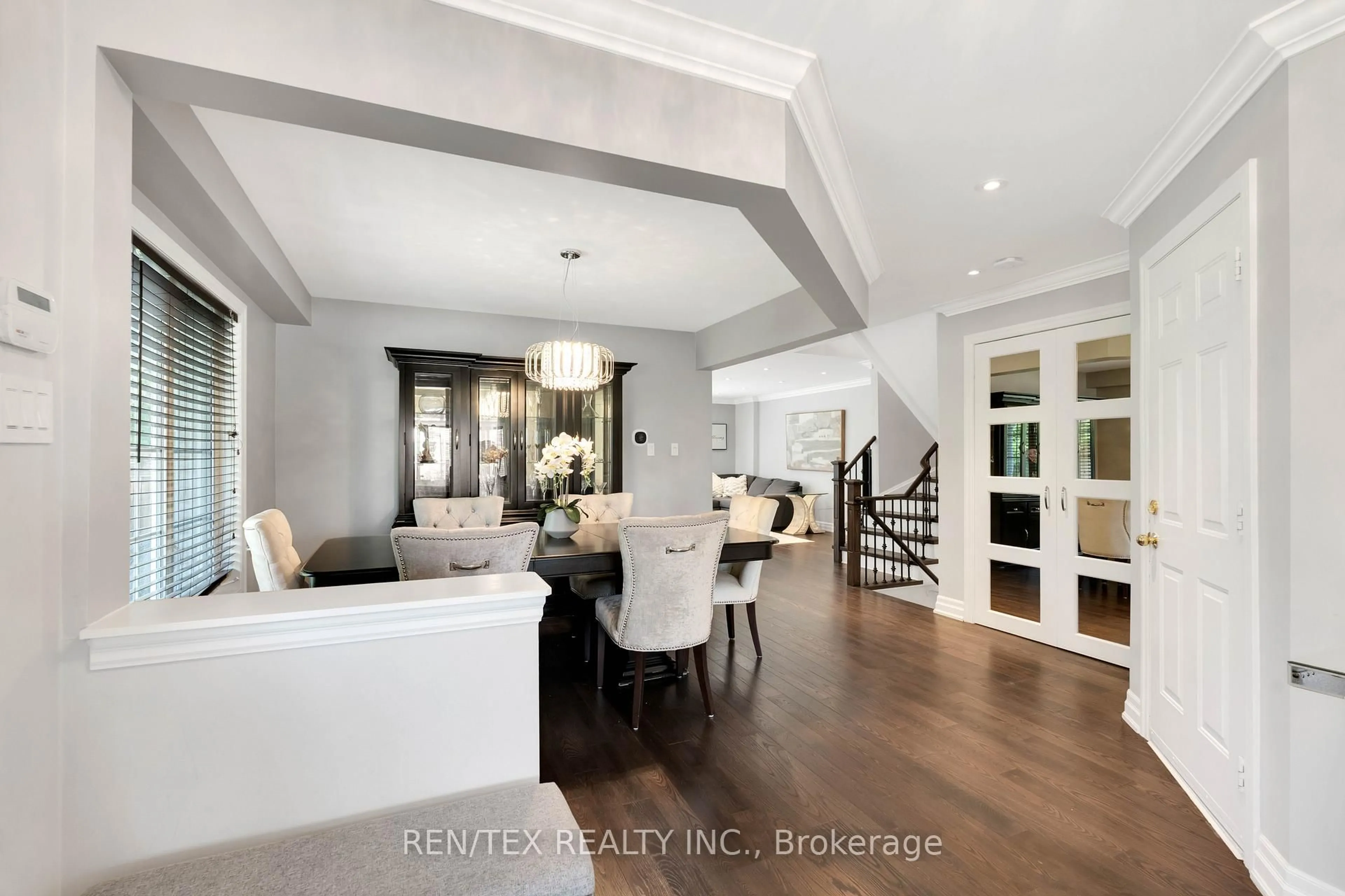 Unknown for 7245 Pallett Crt, Mississauga Ontario L5N 8E5