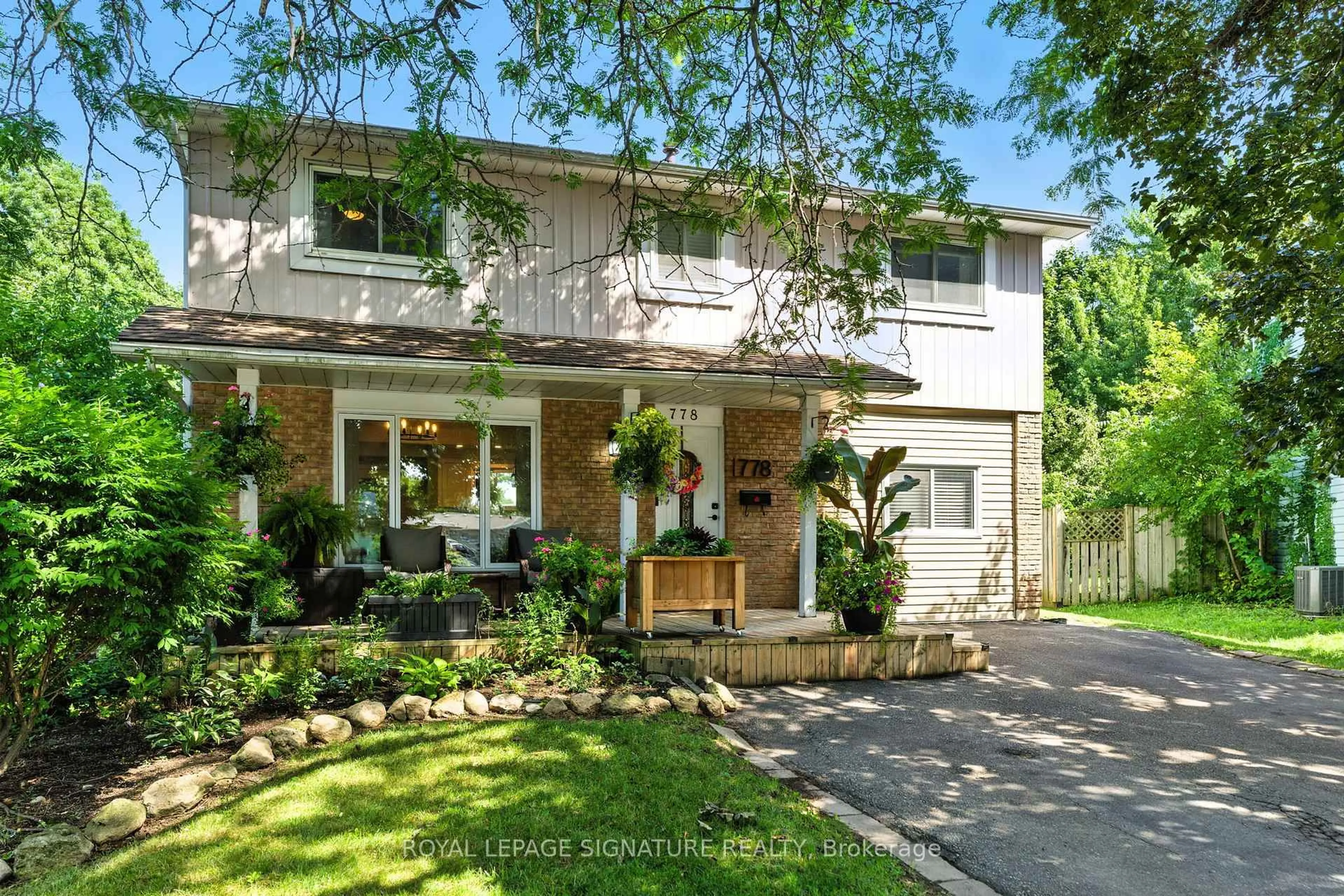 Home with brick exterior material, street for 778 Byng Crt, Milton Ontario L9T 3M3