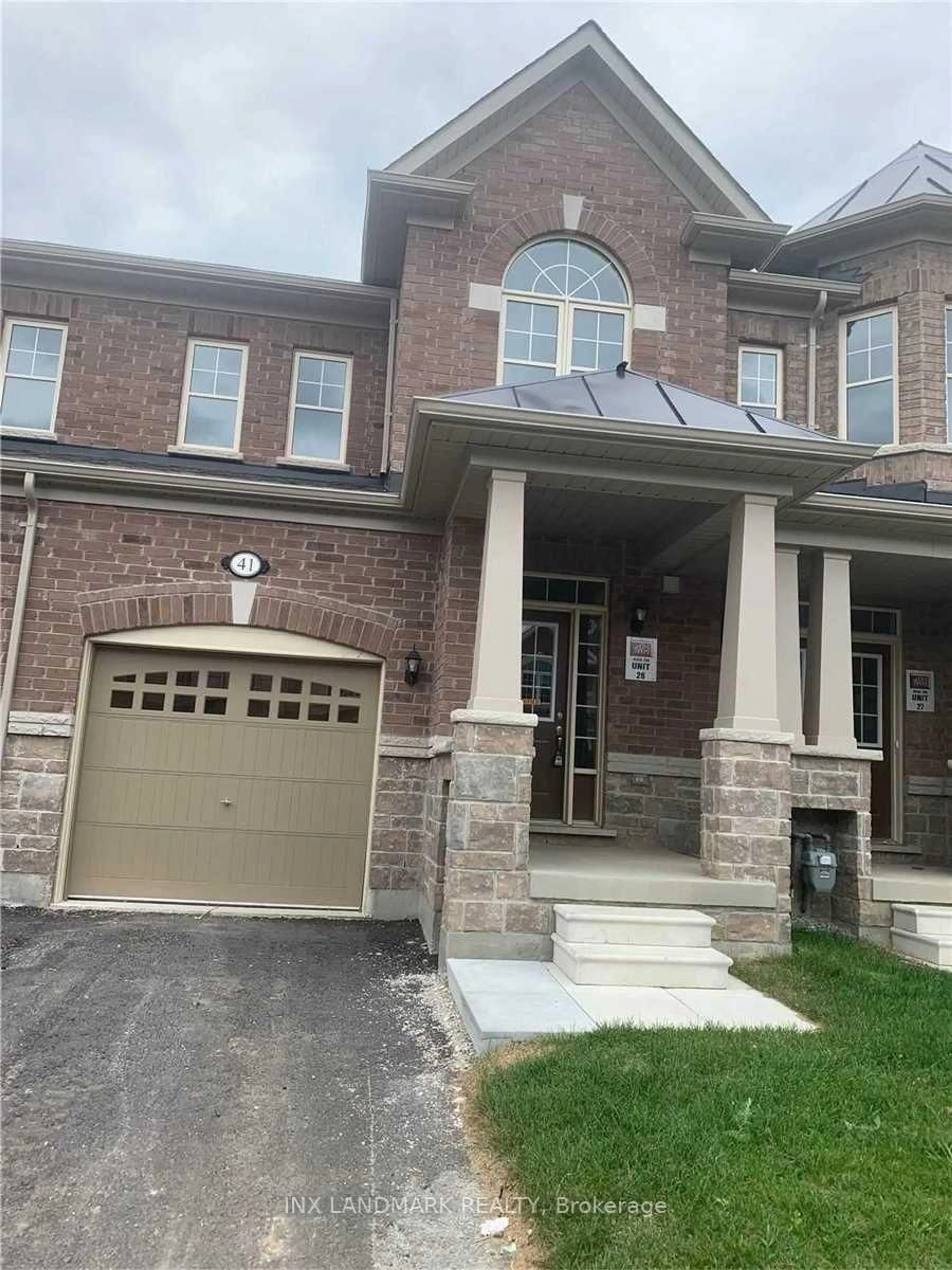 Home with brick exterior material, street for 41 Benhurst Cres, Brampton Ontario L7A 0B7