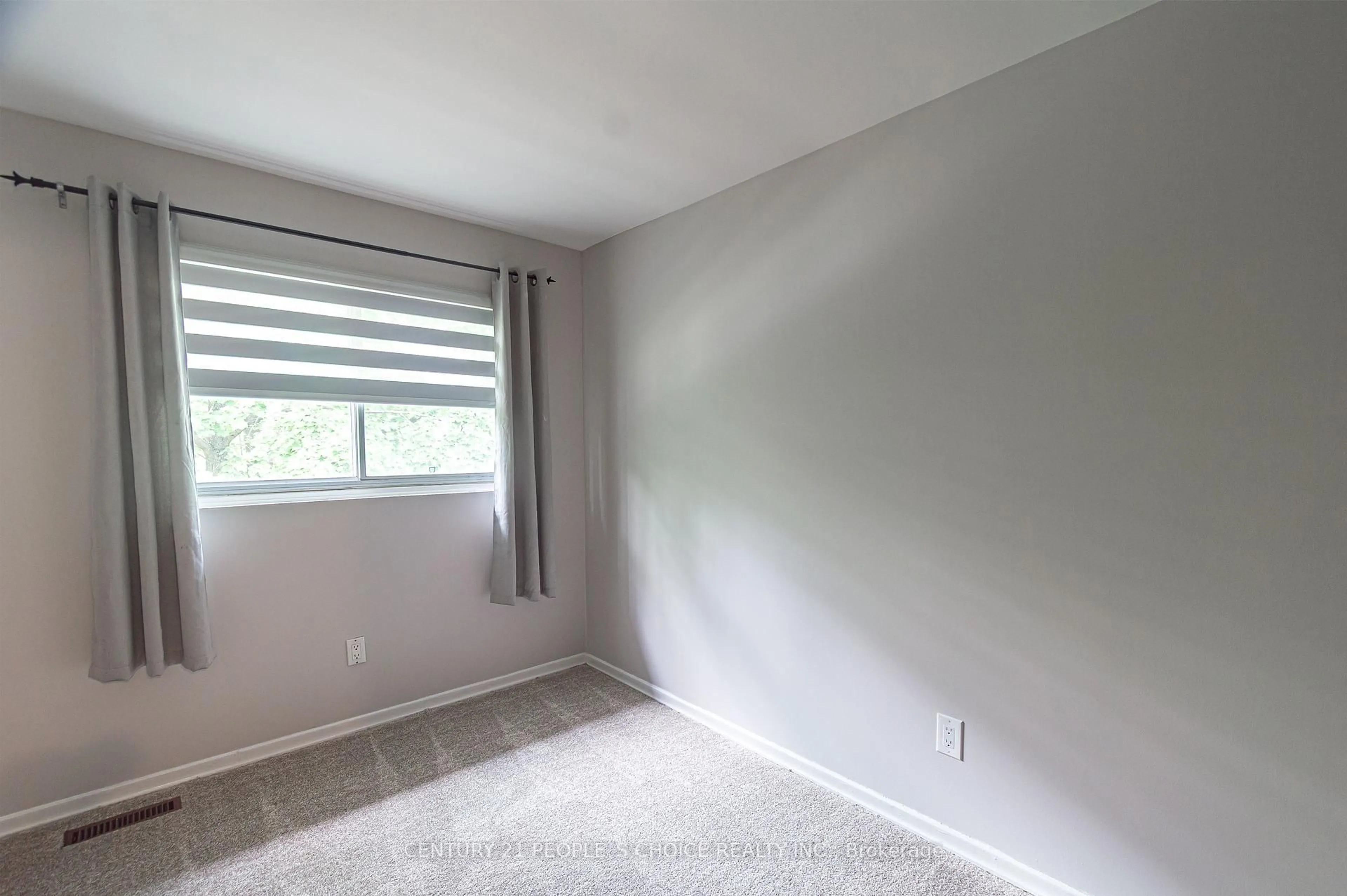 A pic of a room for 16 Franklin Crt, Brampton Ontario L6T 3Z1