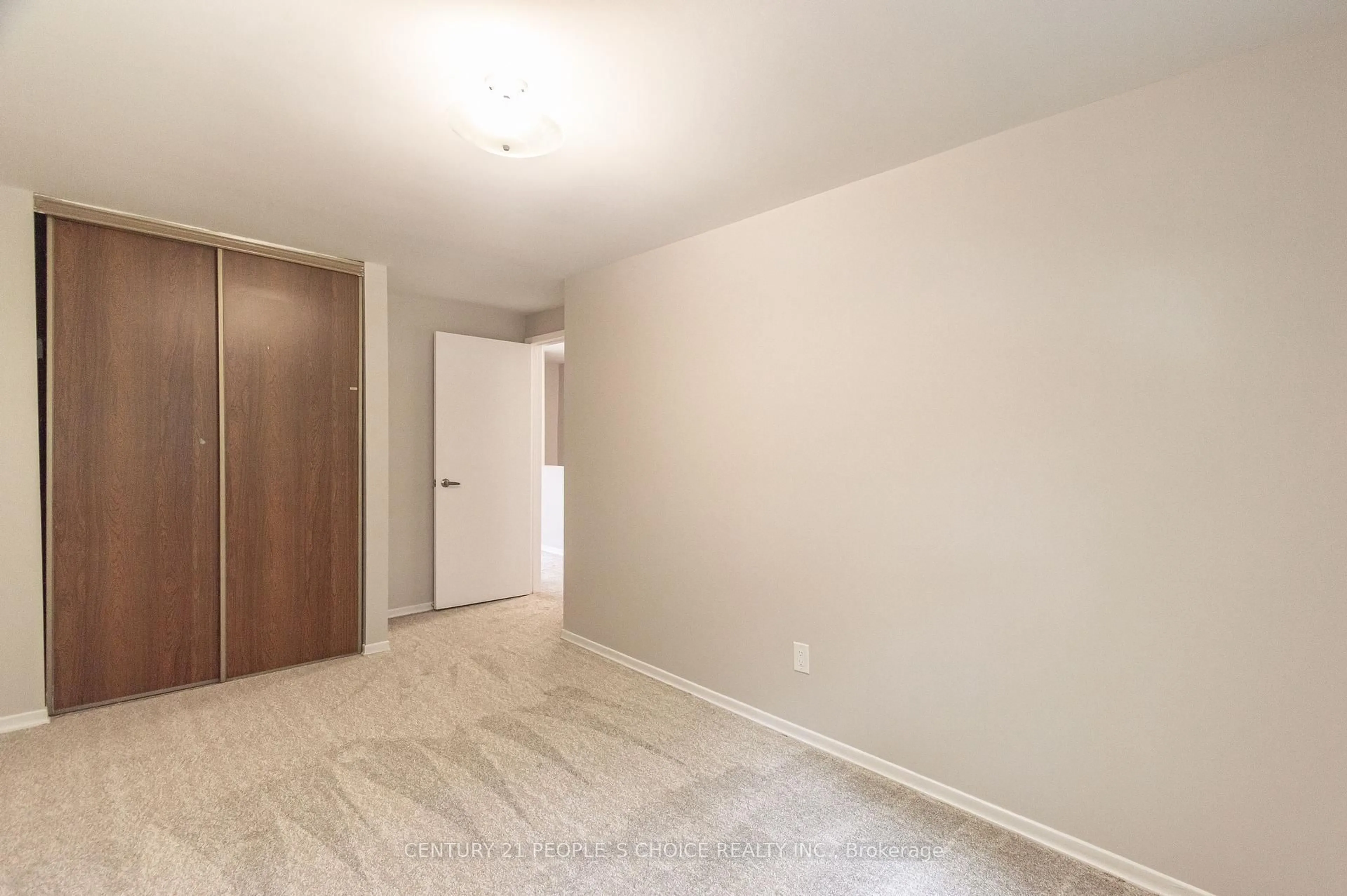A pic of a room for 16 Franklin Crt, Brampton Ontario L6T 3Z1