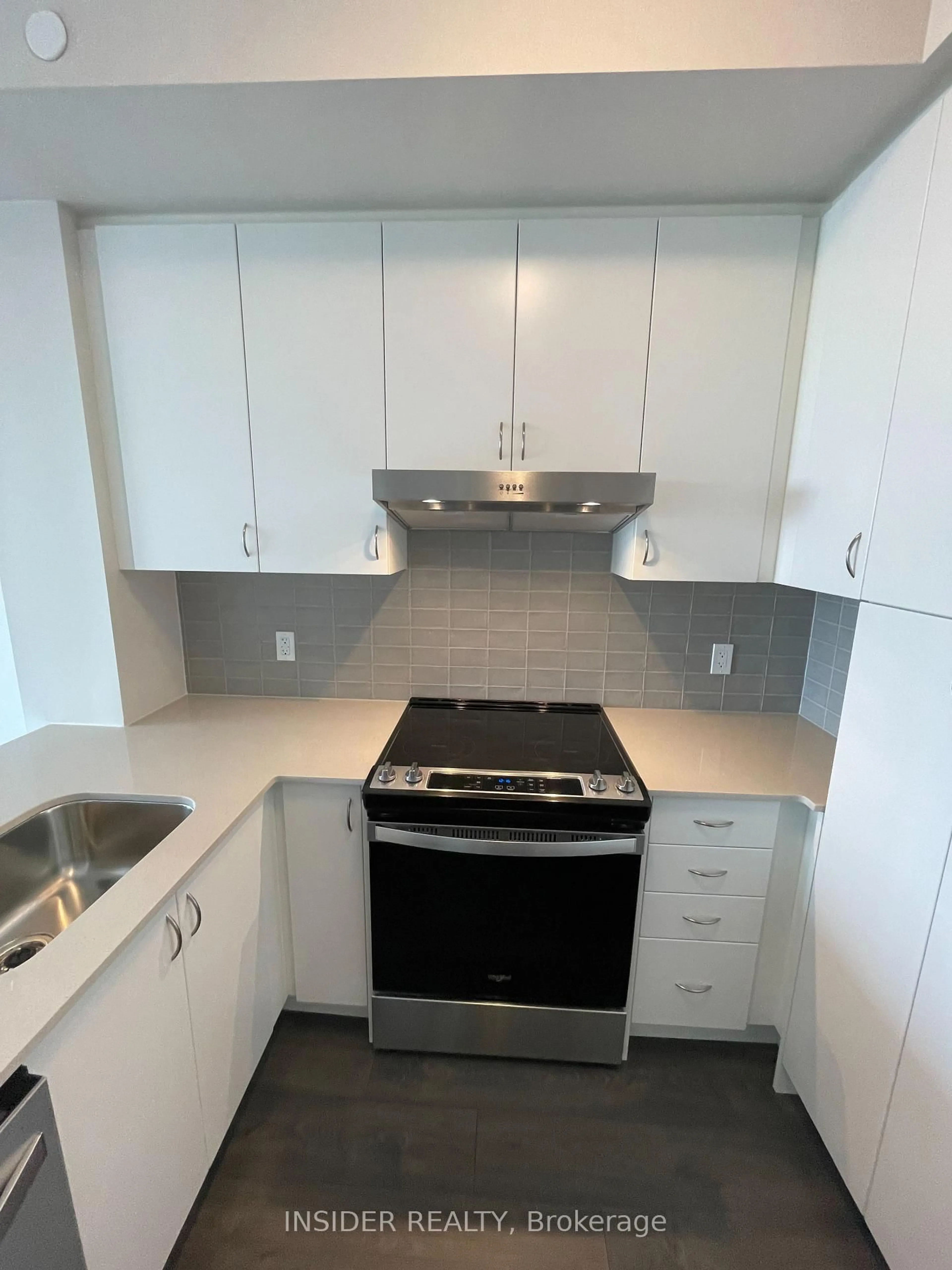 Standard kitchen, ceramic/tile floor for 3200 William Coltson Ave #510, Oakville Ontario L6H 7W6