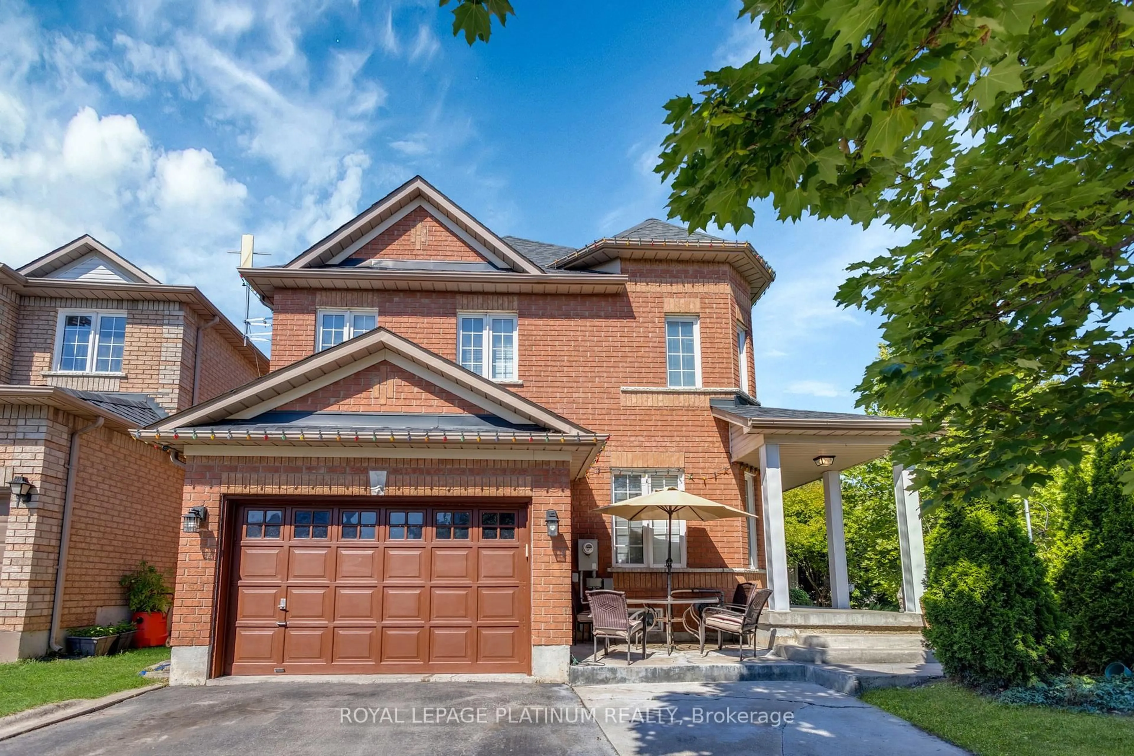 Home with brick exterior material, street for 76 Baha Cres, Brampton Ontario L7A 2J4