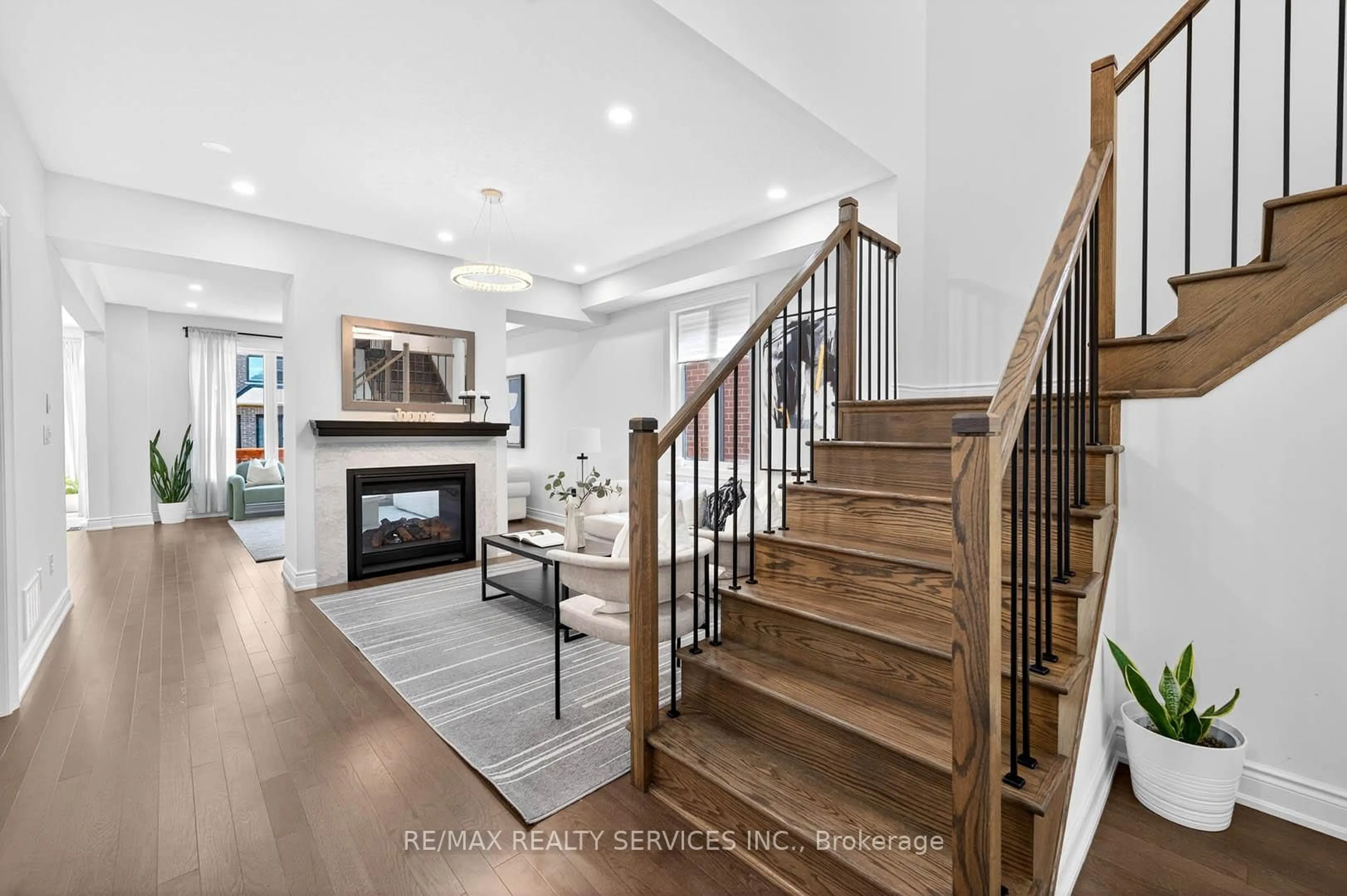 Unknown for 14 Workgreen Park Way, Brampton Ontario L6Y 6J5