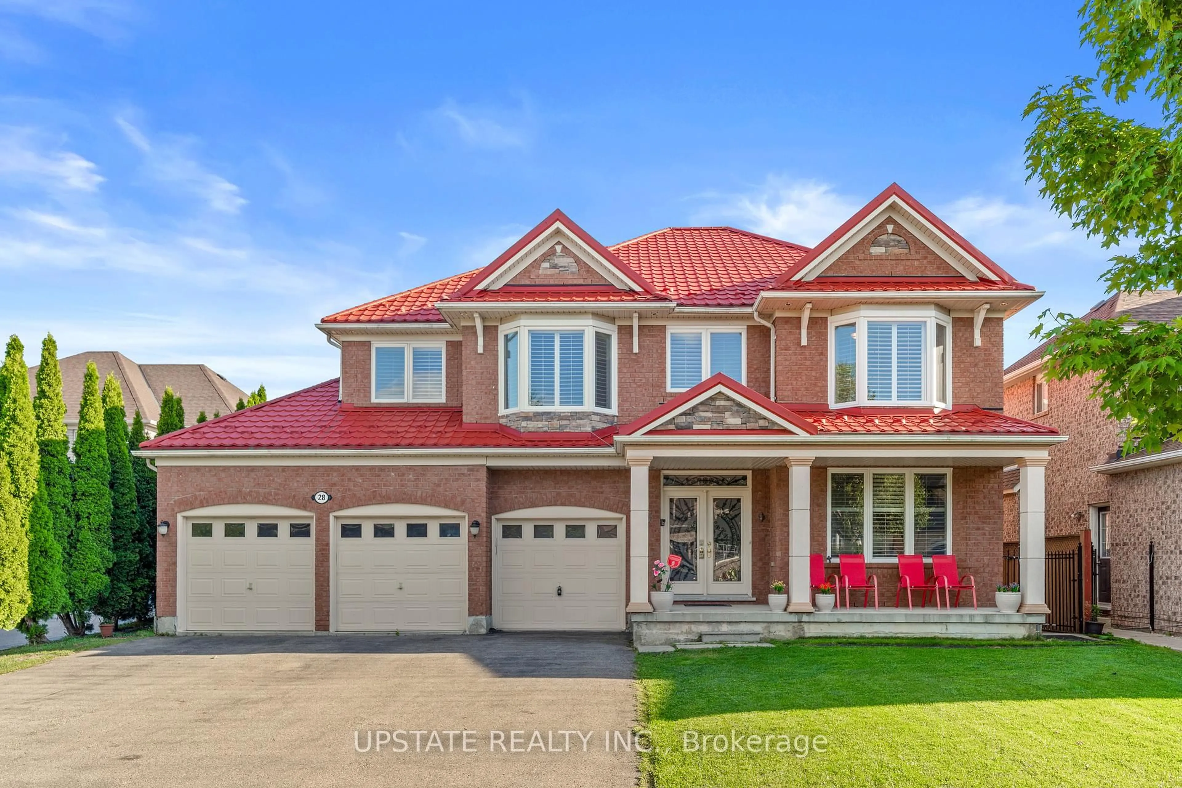 Home with brick exterior material, street for 28 Cosmo Crt, Brampton Ontario L6P 1G2
