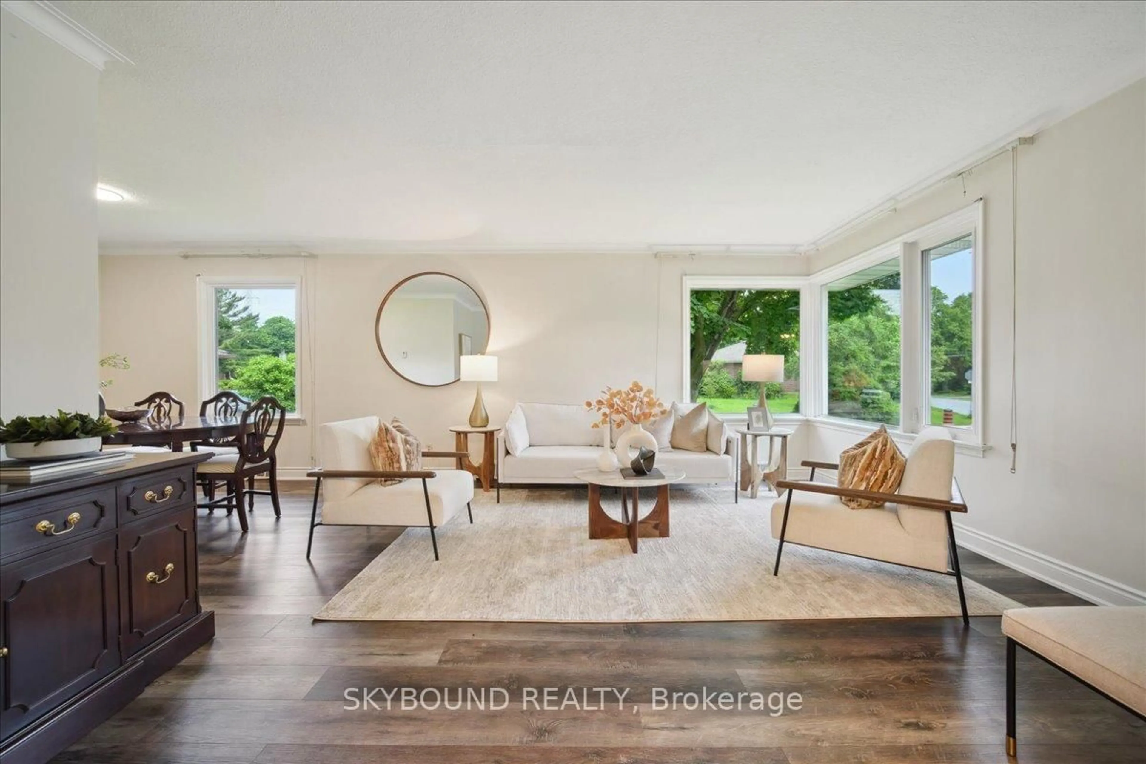 Living room with furniture, unknown for 34 Appledale Rd, Toronto Ontario M9B 5G4