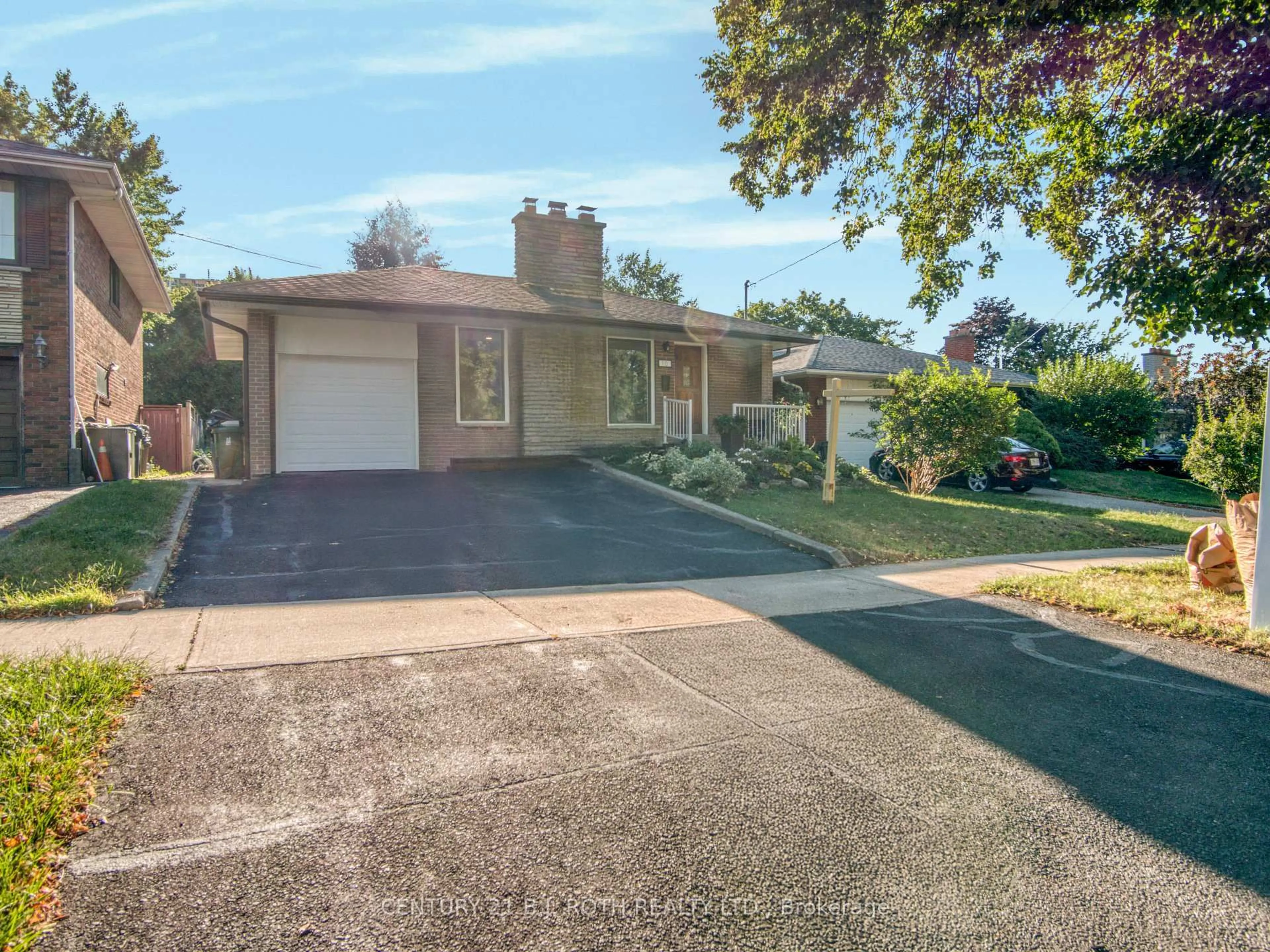 Unknown for 10 Bloorlea Cres, Toronto Ontario M9B 1P3