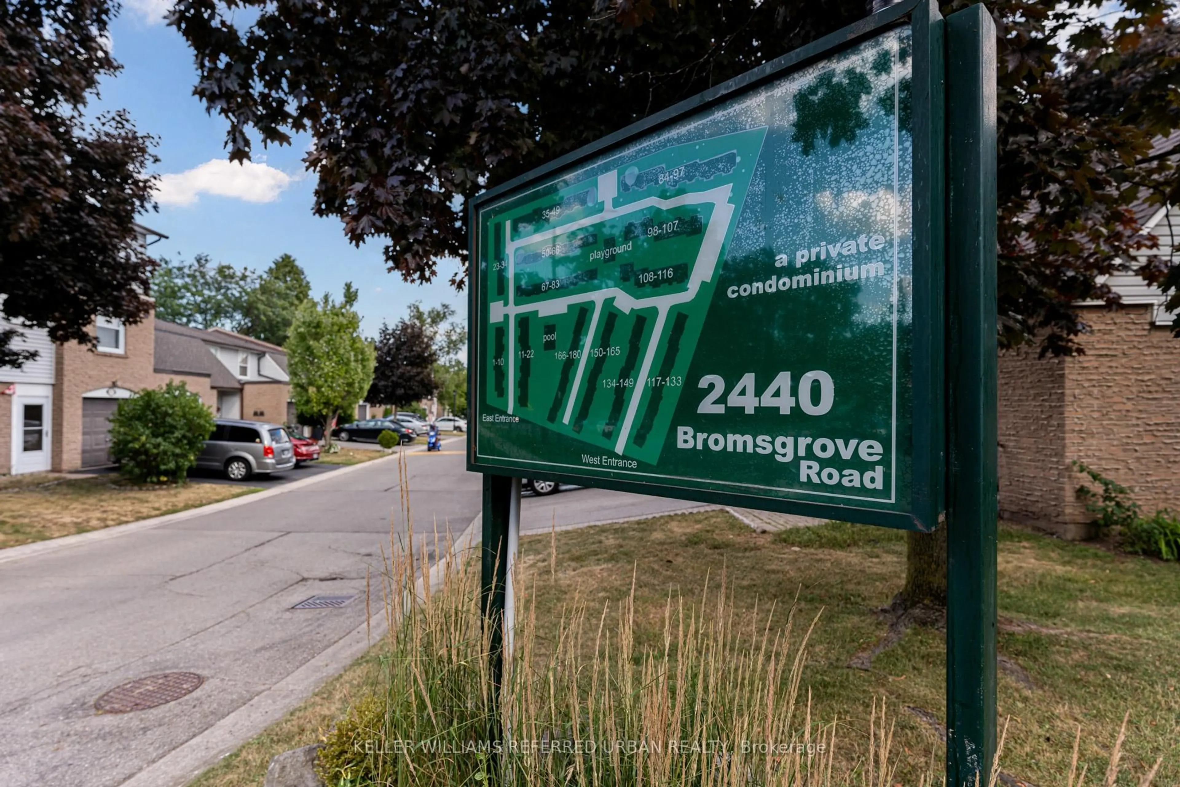 Unknown for 2440 Bromsgrove Rd ##176, Mississauga Ontario L5J 4J7