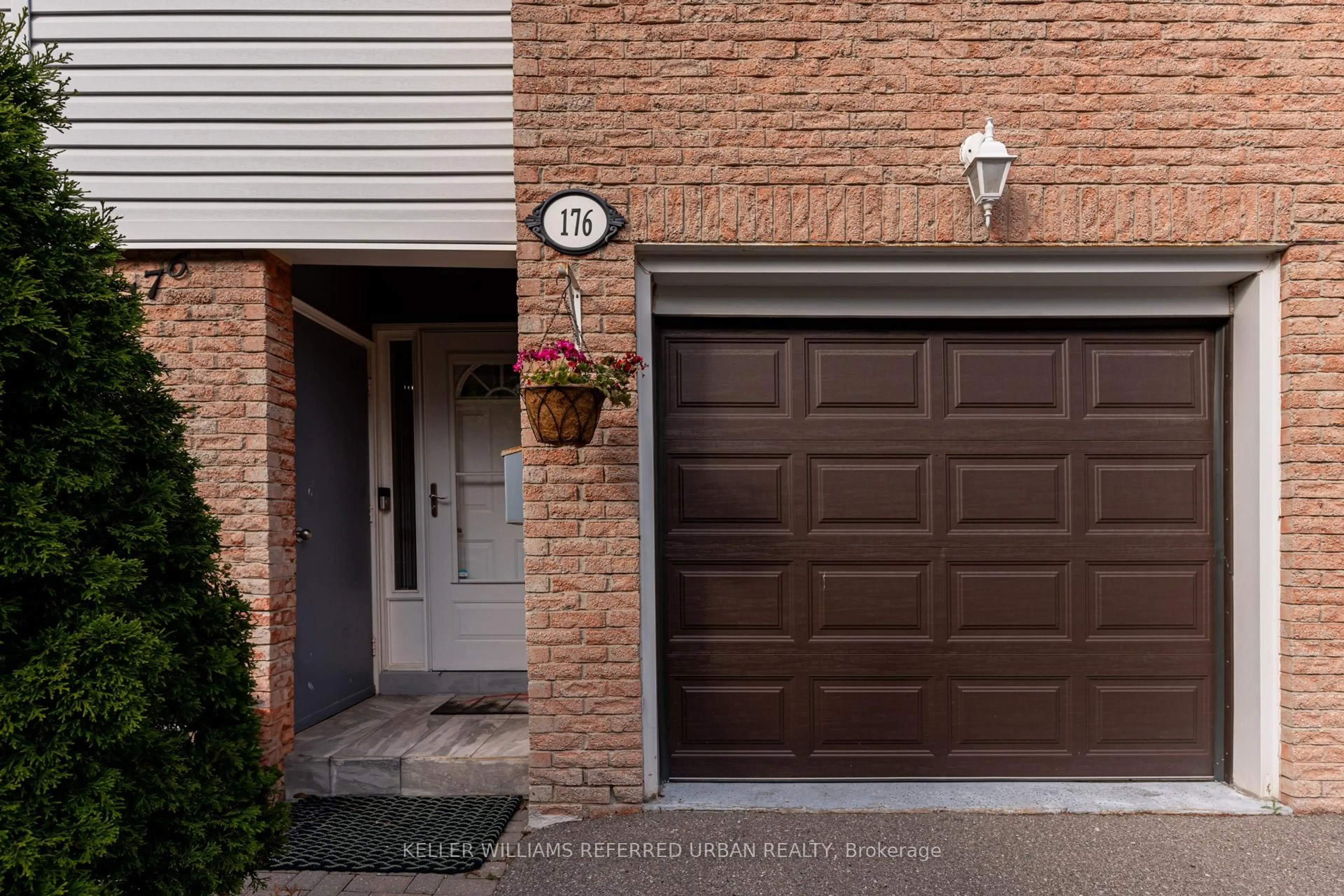 Unknown for 2440 Bromsgrove Rd ##176, Mississauga Ontario L5J 4J7