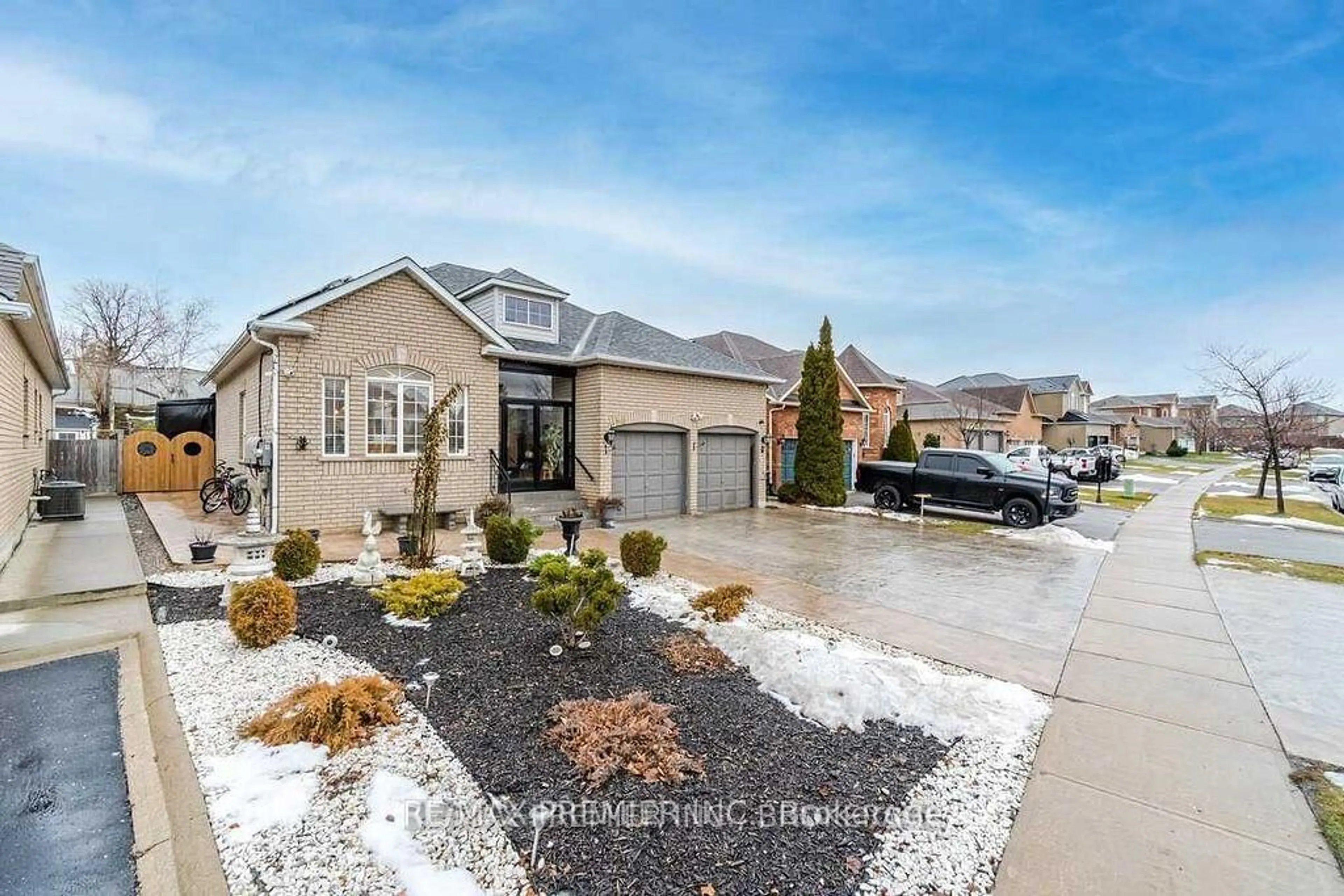 Unknown for 190 Landsbridge St, Caledon Ontario L7E 2A3