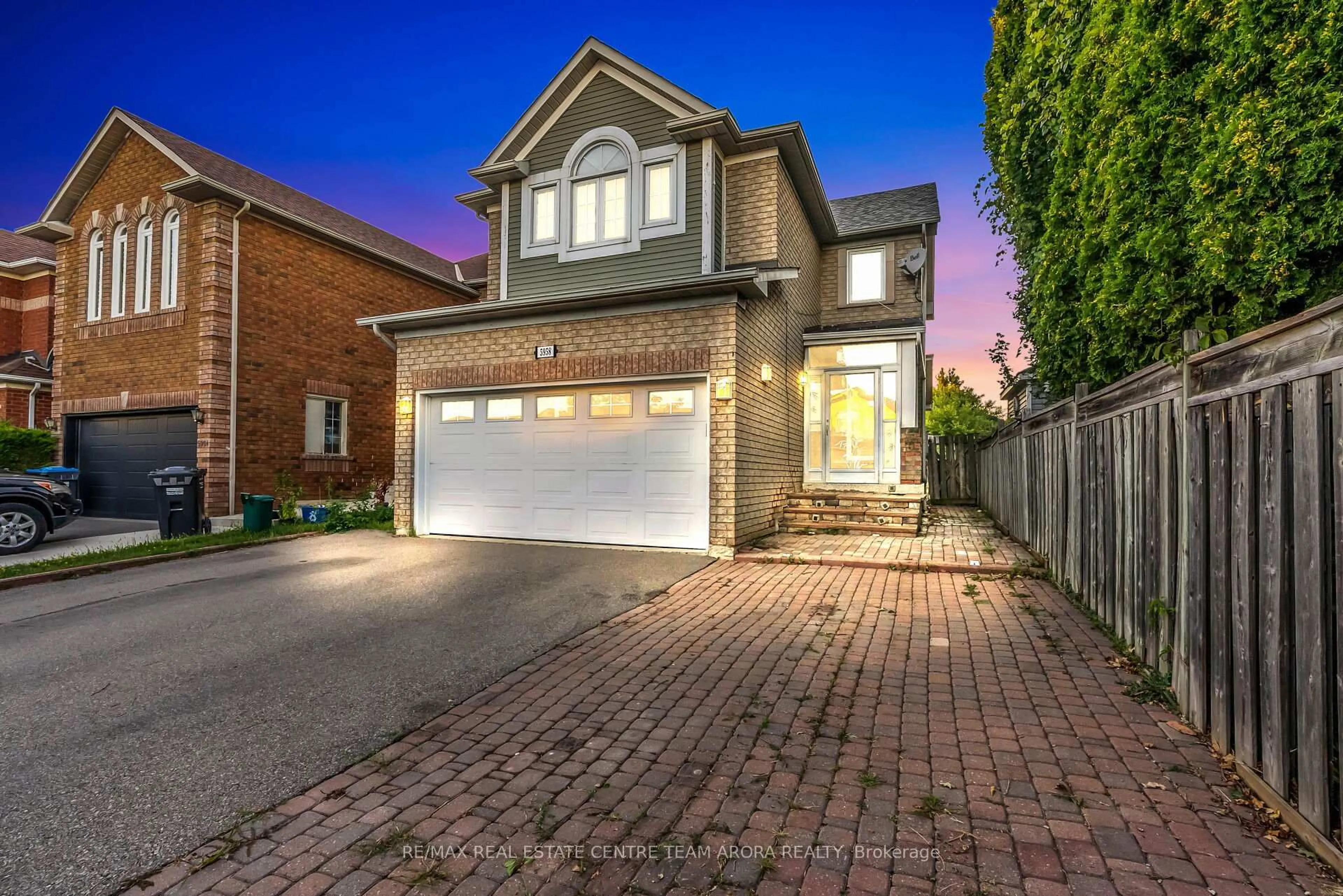 Home with brick exterior material, street for 5958 Mersey St, Mississauga Ontario L5V 1W1