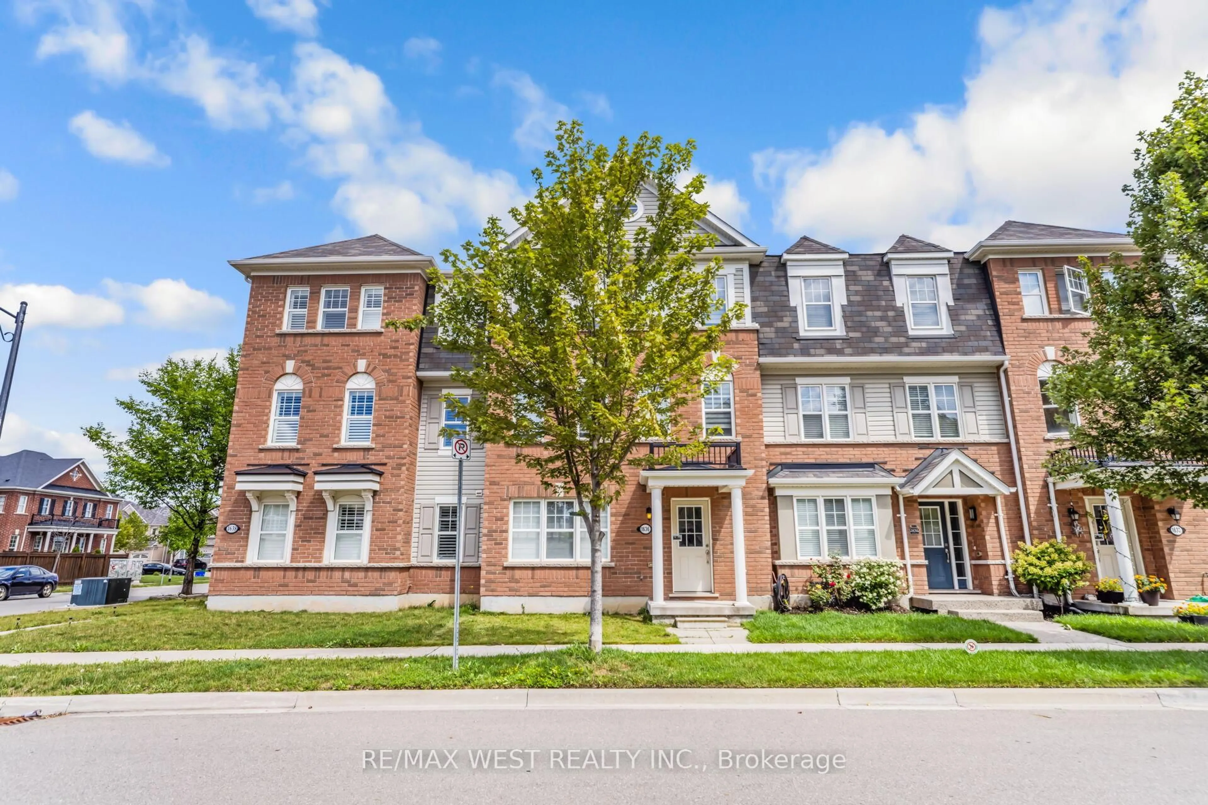 Home with brick exterior material, street for 1636 LEBLANC Crt, Milton Ontario L9E 0A4