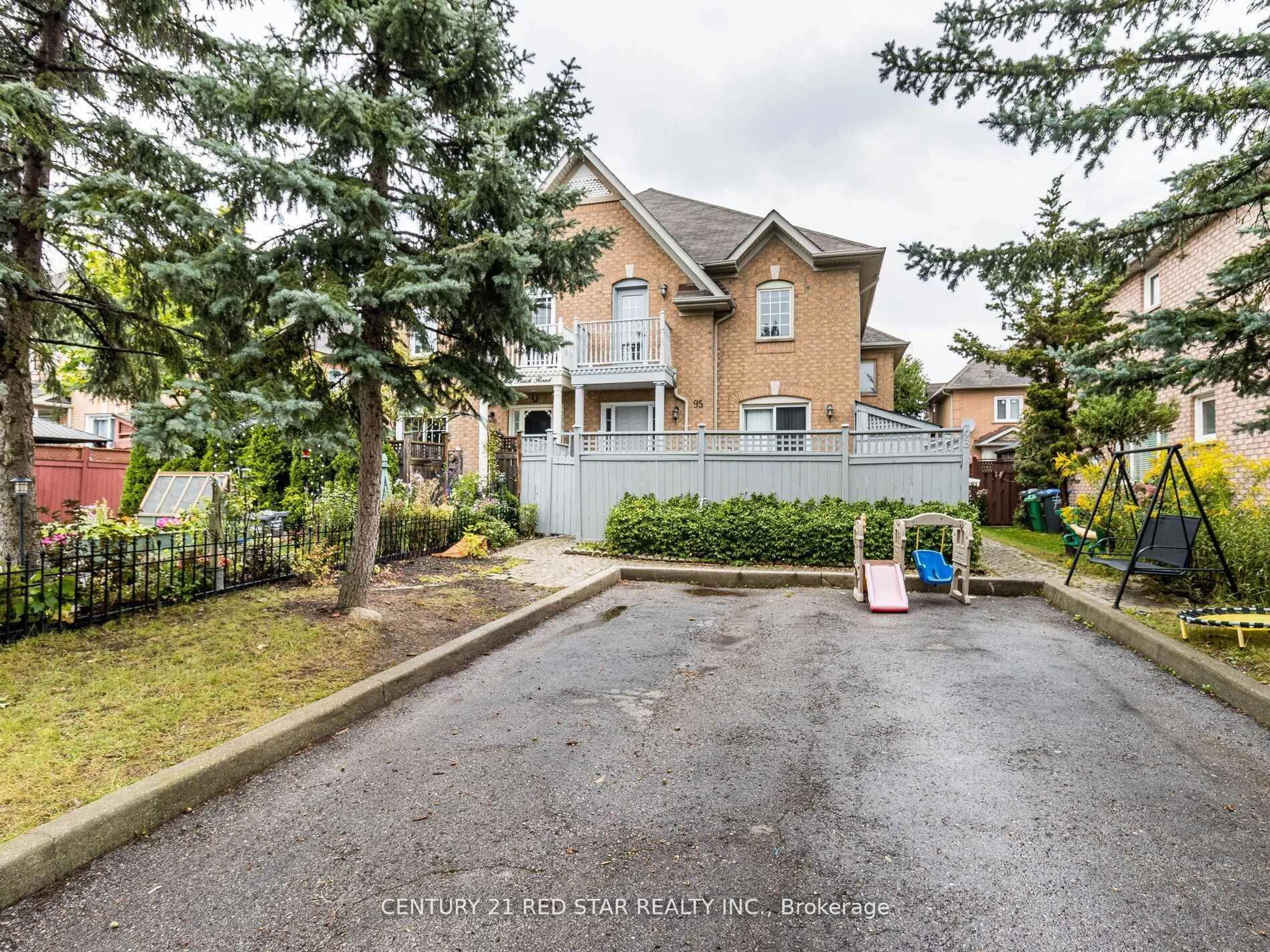 A pic from outside/outdoor area/front of a property/back of a property/a pic from drone, street for 95 Yellow Brick Rd, Brampton Ontario L6V 4K7