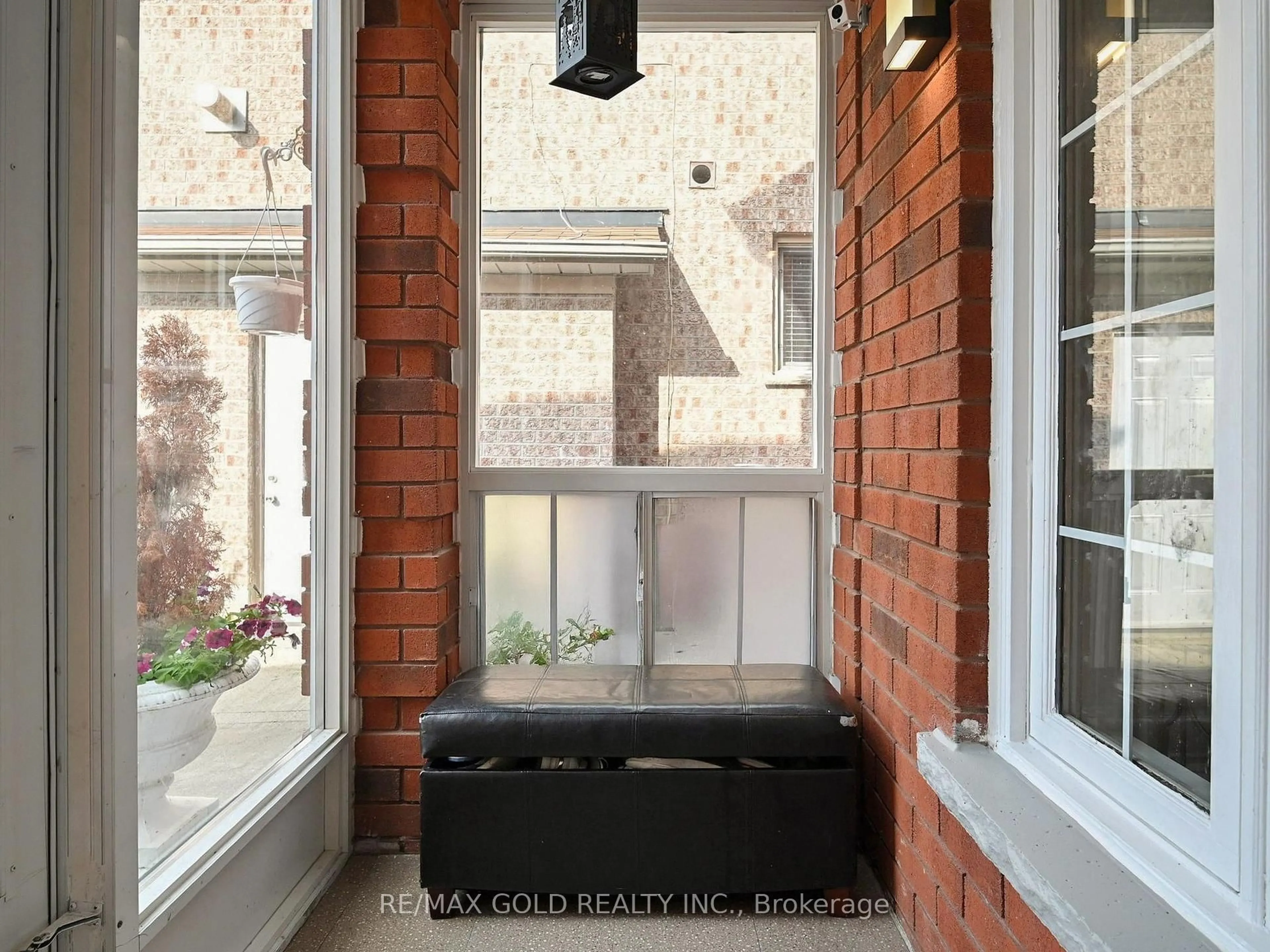 Unknown for 172 Desert Sand Dr, Brampton Ontario L6R 1P8